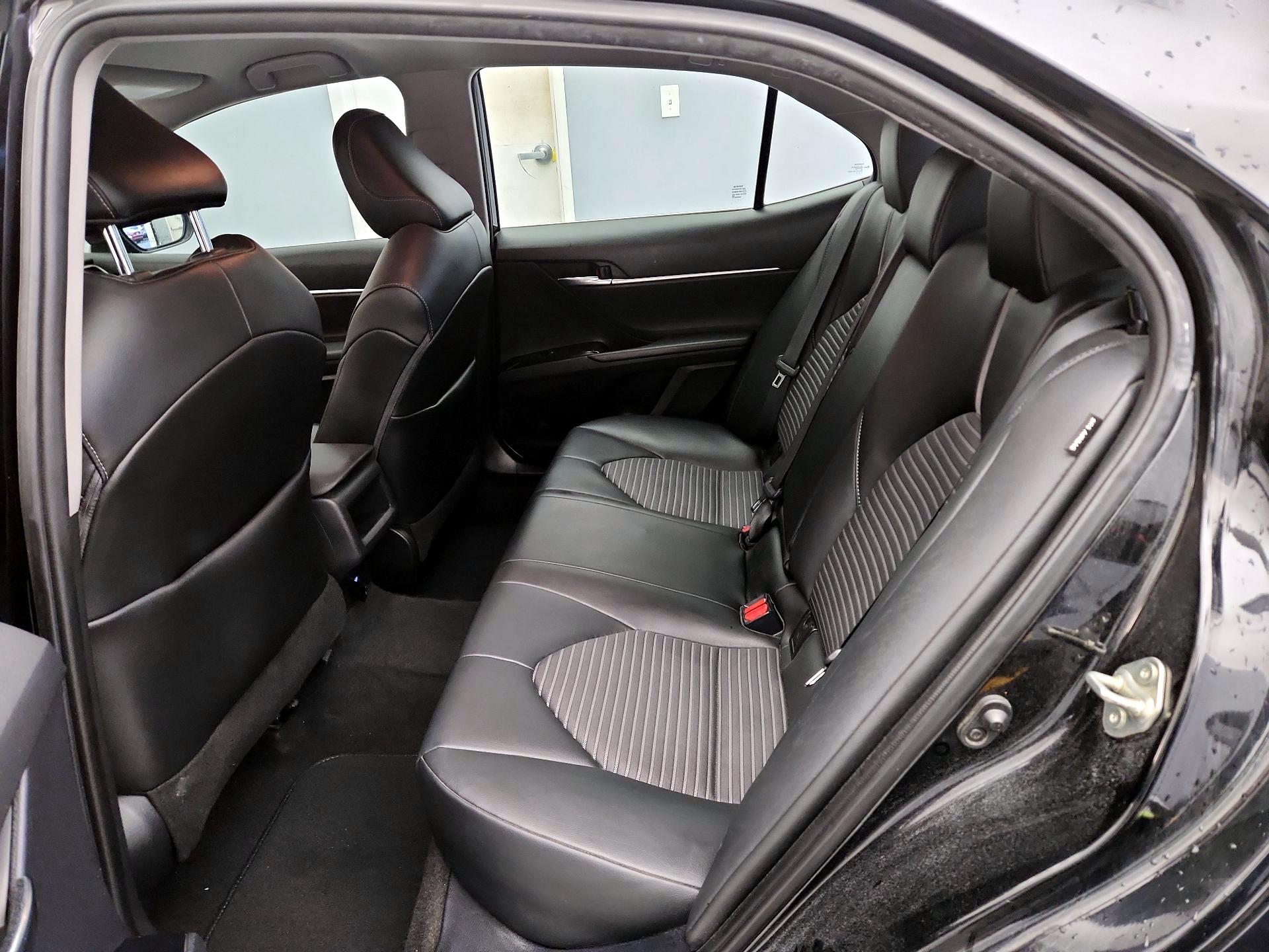 Thumbnail: 2020 Toyota Camry - 19