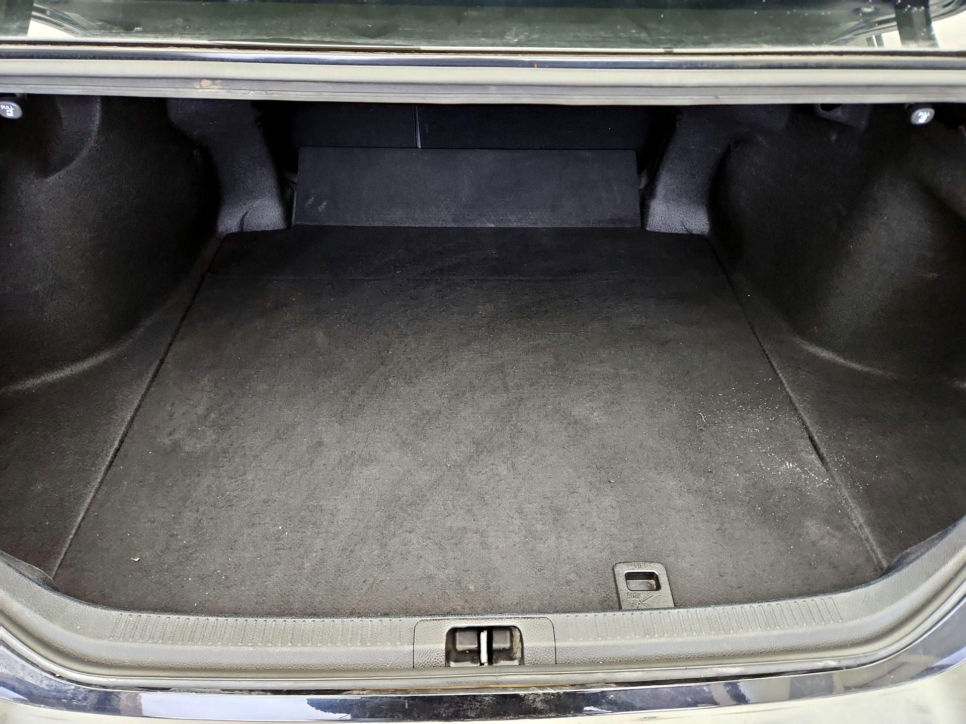 Thumbnail: 2020 Toyota Camry - 20