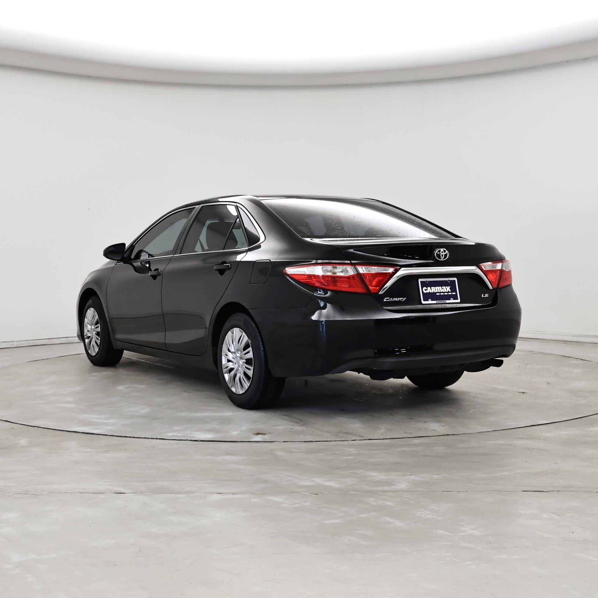 Thumbnail: 2015 Toyota Camry - 2