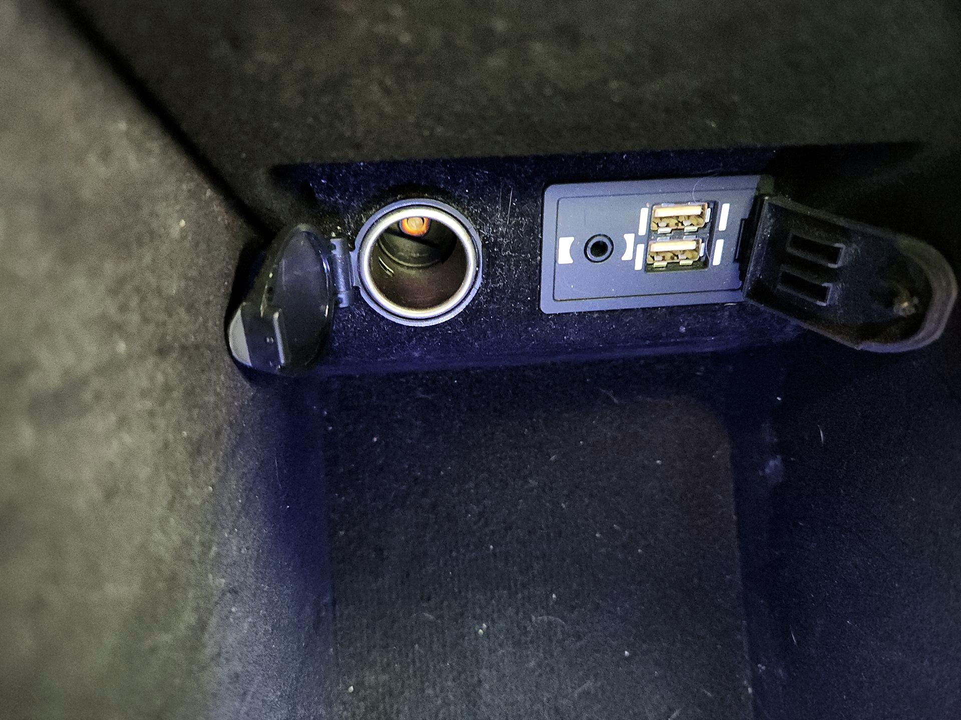 Thumbnail: 2018 Lexus ES - 18