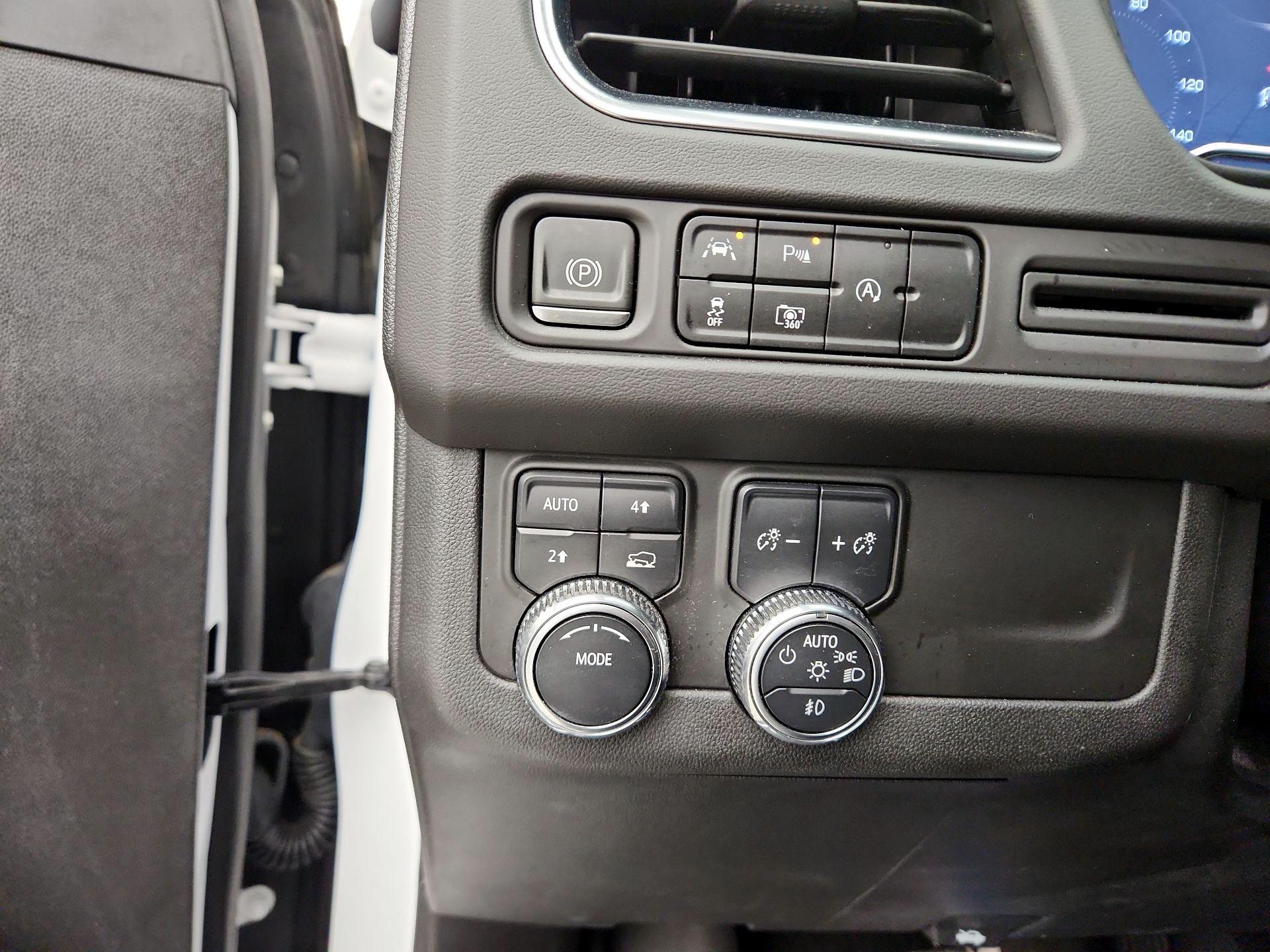 Thumbnail: 2023 GMC Yukon - 13