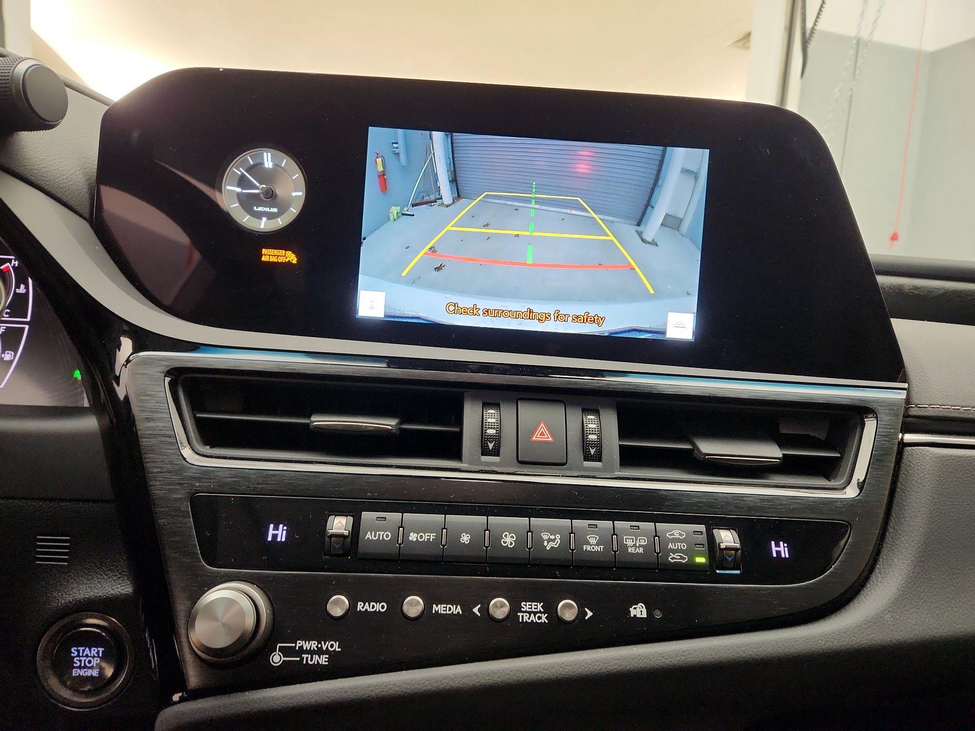 Thumbnail: 2023 Lexus ES - 14