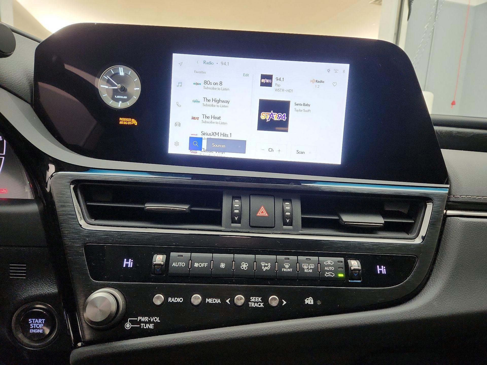 Thumbnail: 2023 Lexus ES - 15