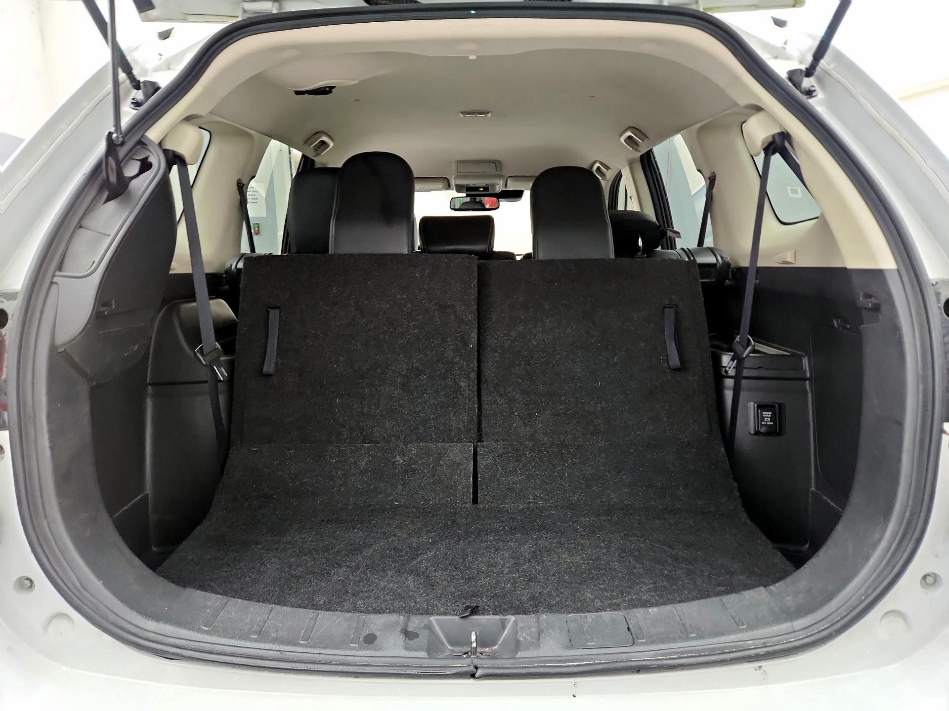 Thumbnail: 2020 Mitsubishi Outlander - 20