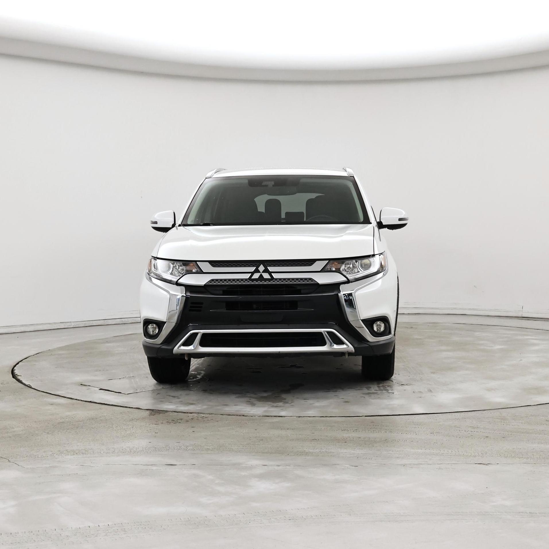 Thumbnail: 2020 Mitsubishi Outlander - 5