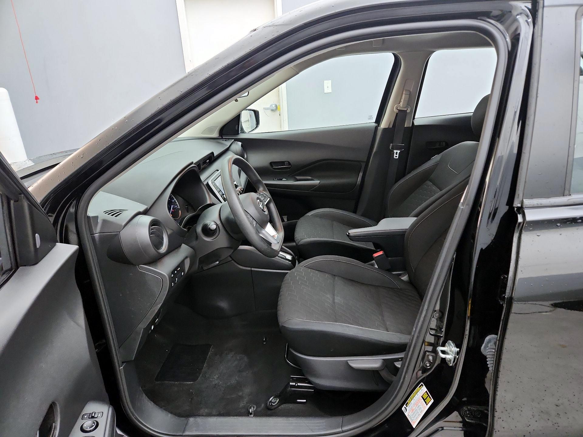 Thumbnail: 2021 Nissan Kicks - 11