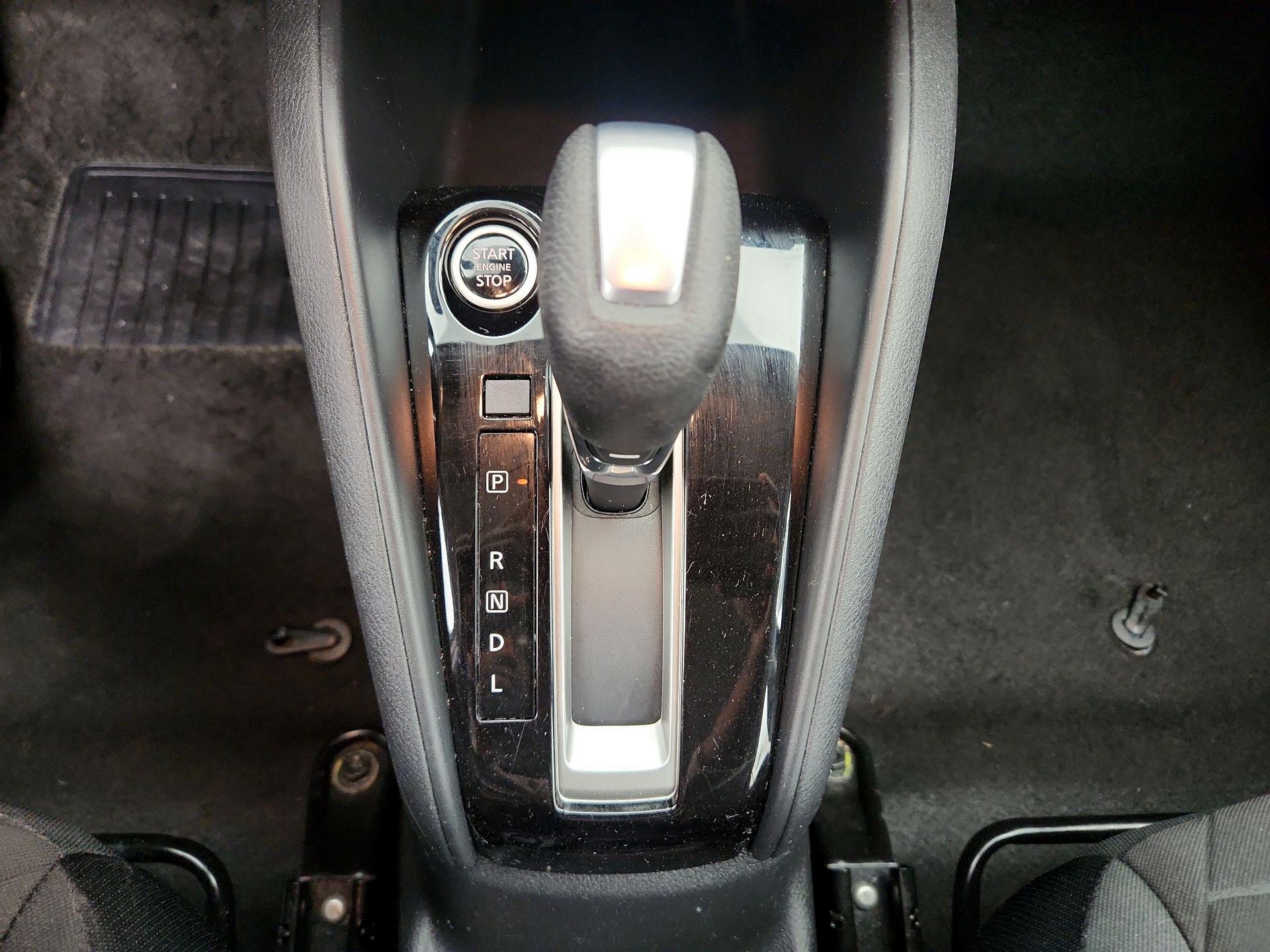 Thumbnail: 2021 Nissan Kicks - 17