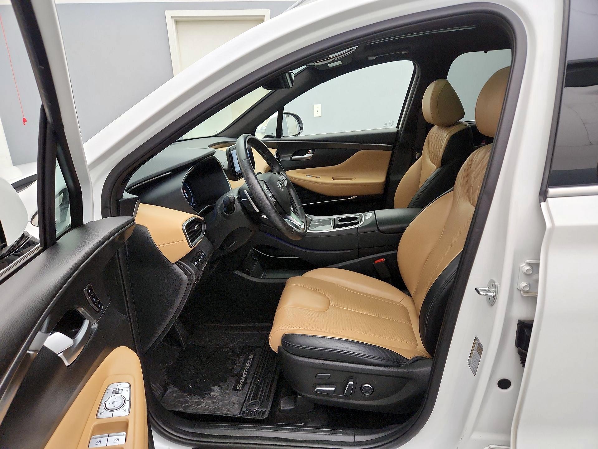 Thumbnail: 2023 Hyundai Santa Fe - 11