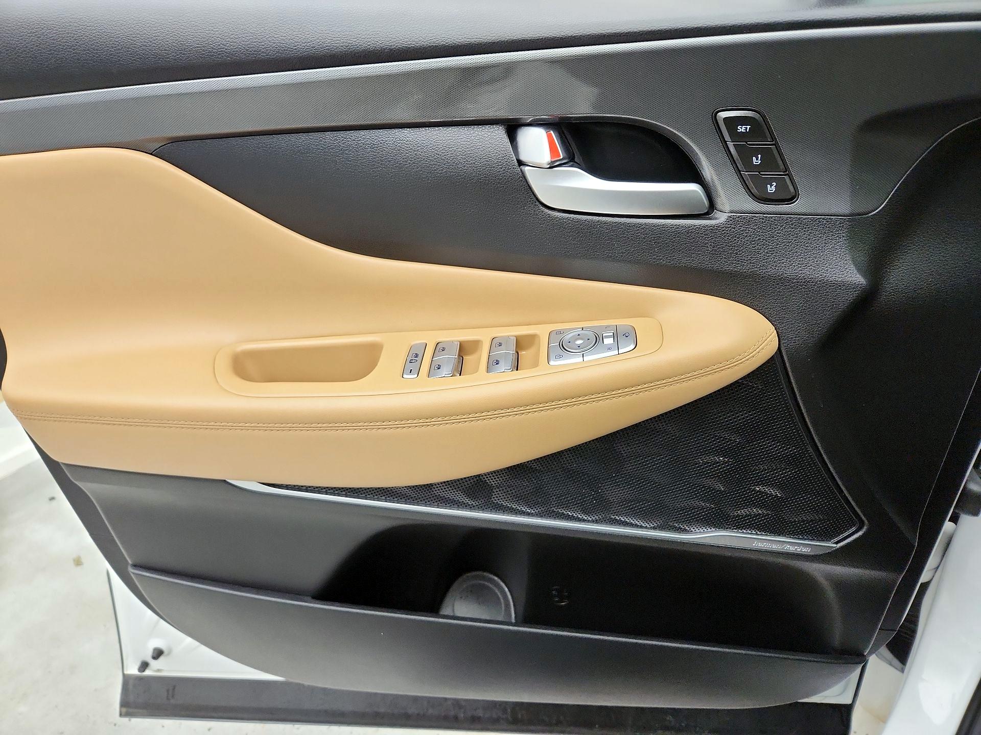 Thumbnail: 2023 Hyundai Santa Fe - 12