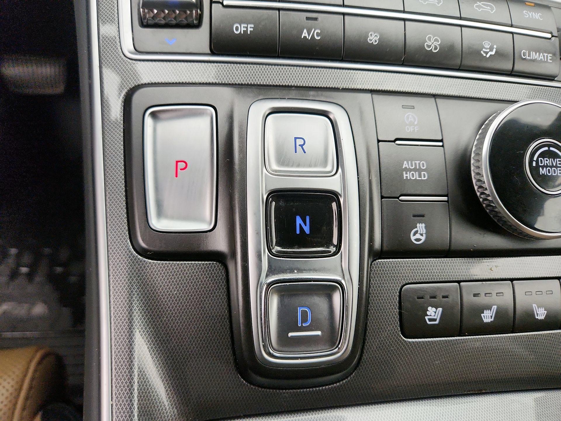 Thumbnail: 2023 Hyundai Santa Fe - 18