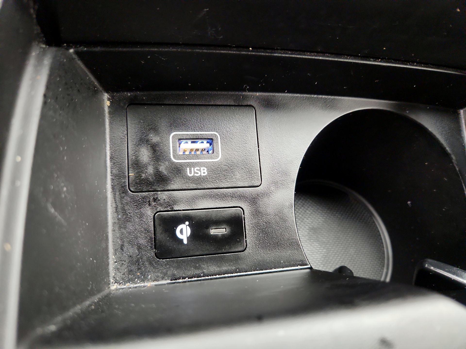 Thumbnail: 2023 Hyundai Santa Fe - 19