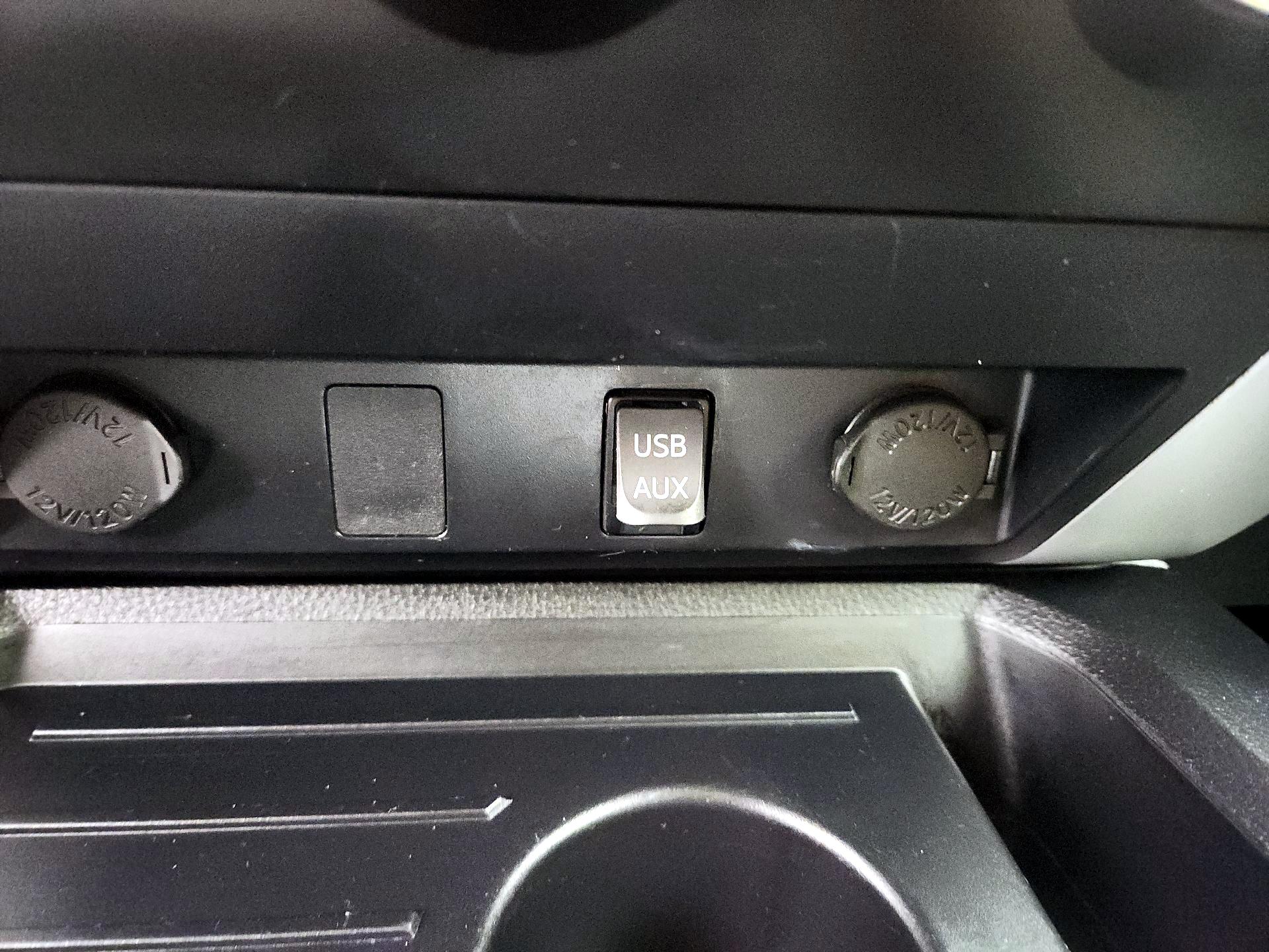 Thumbnail: 2018 Toyota Tundra - 18