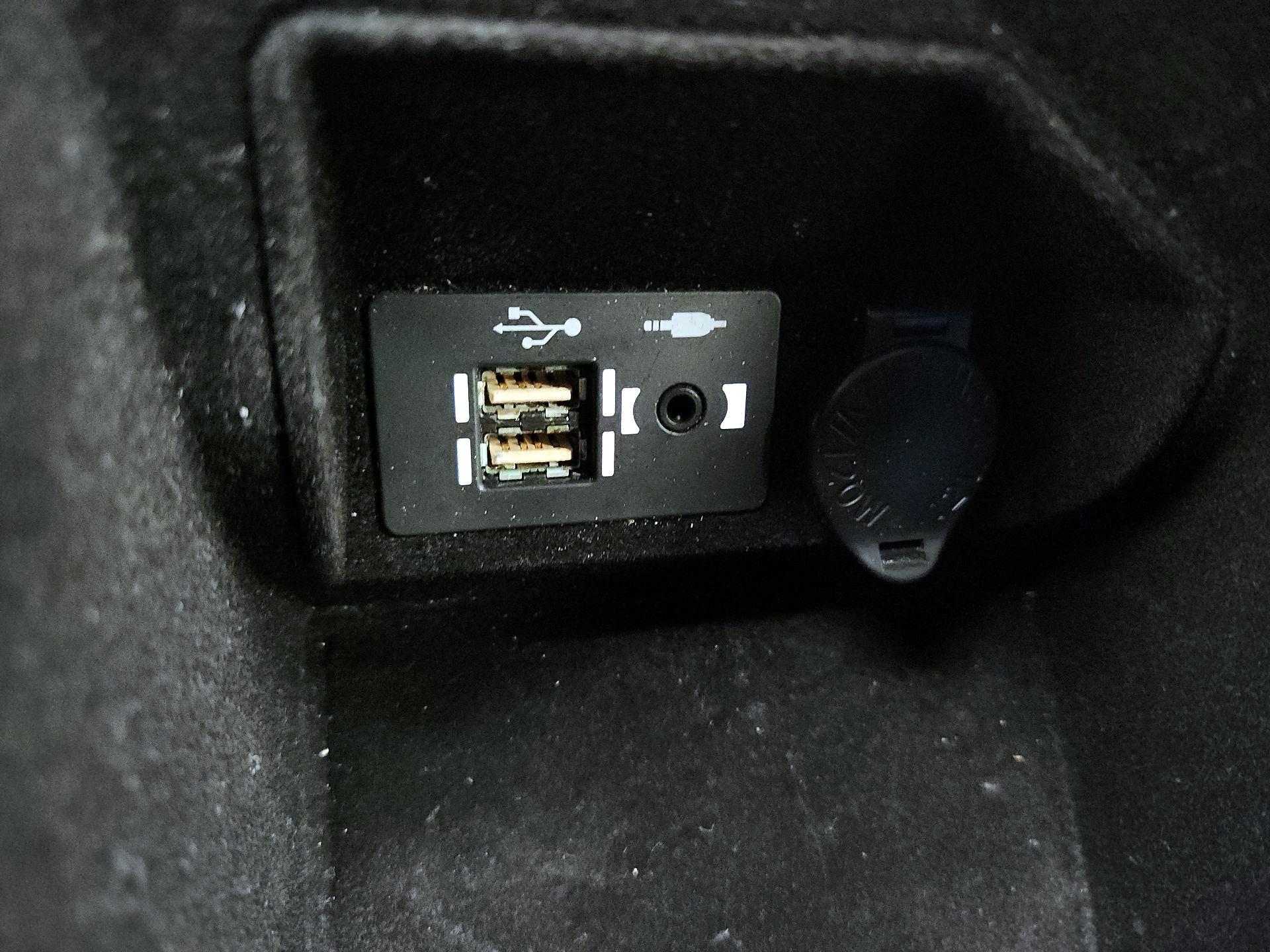 Thumbnail: 2020 Lexus RC - 18