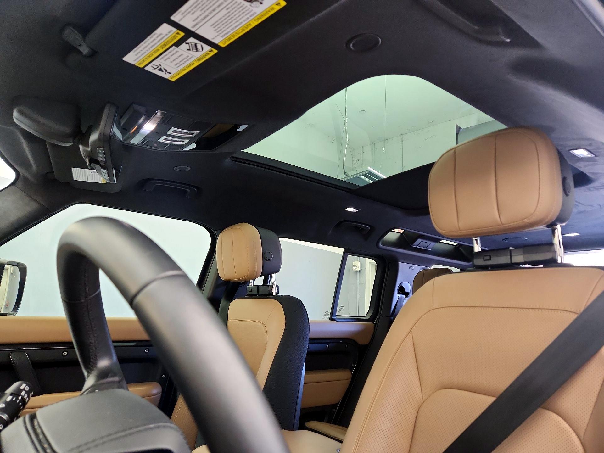 Thumbnail: 2025 Land Rover Defender - 20