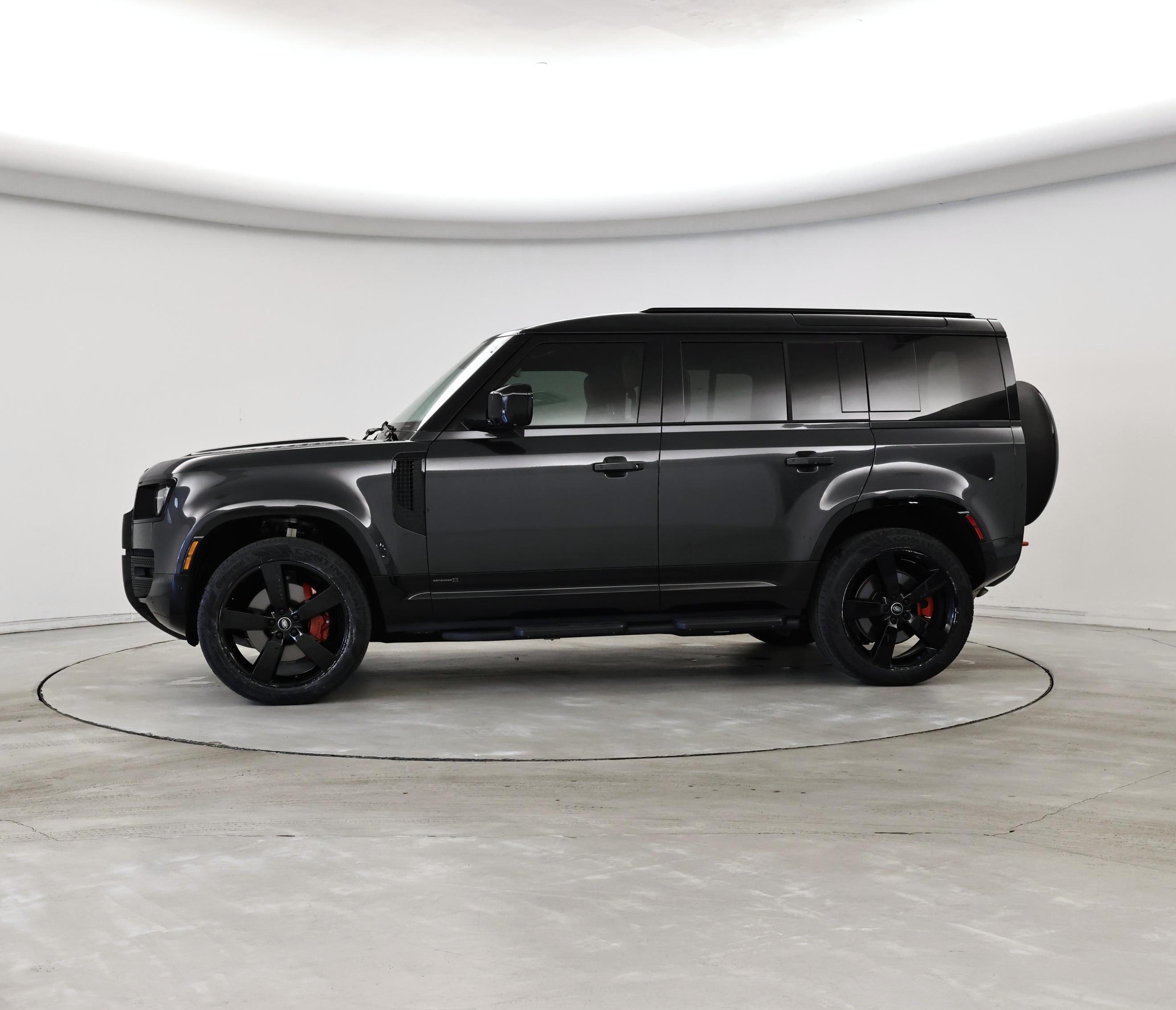 Thumbnail: 2025 Land Rover Defender - 3