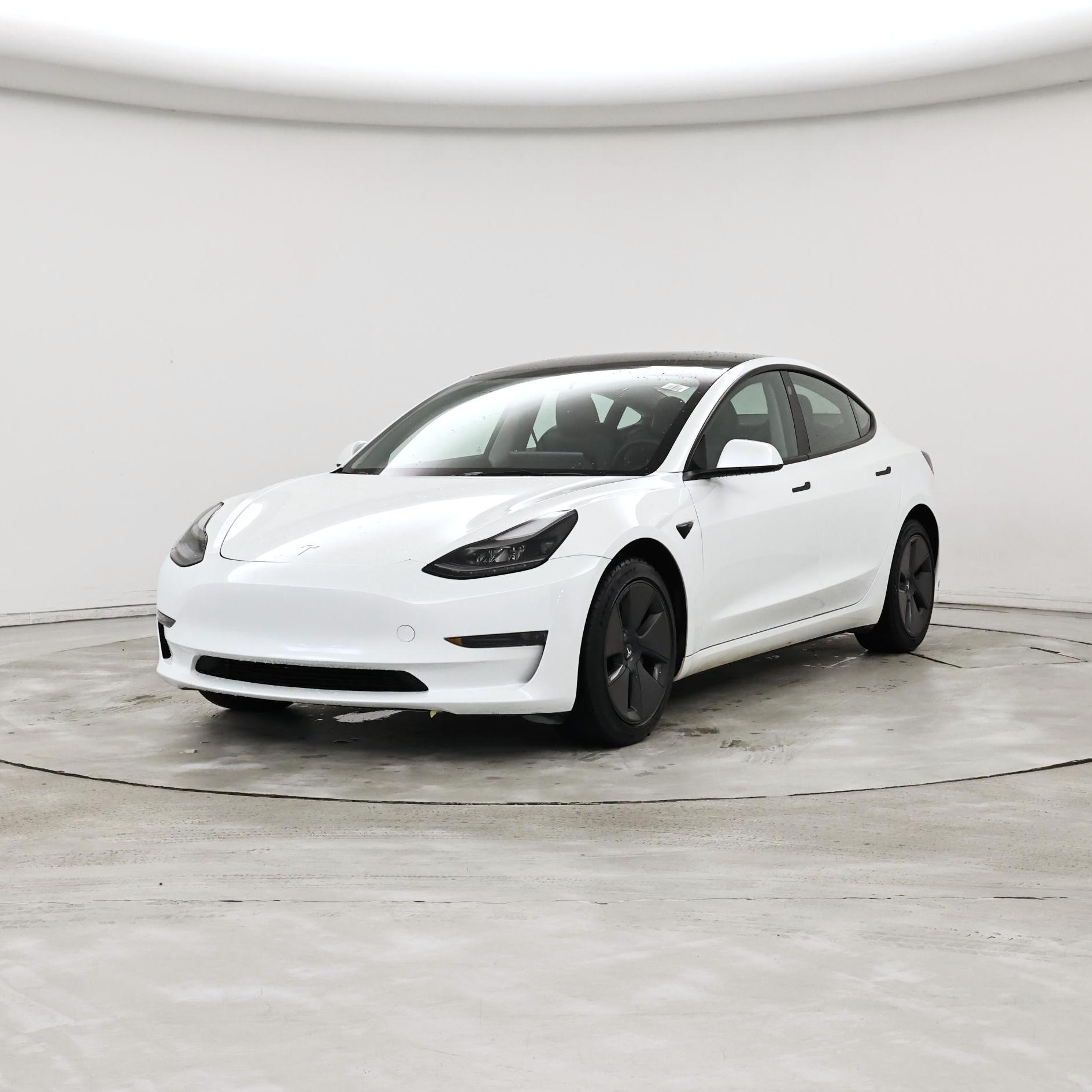 Thumbnail: 2023 Tesla Model 3 - 4