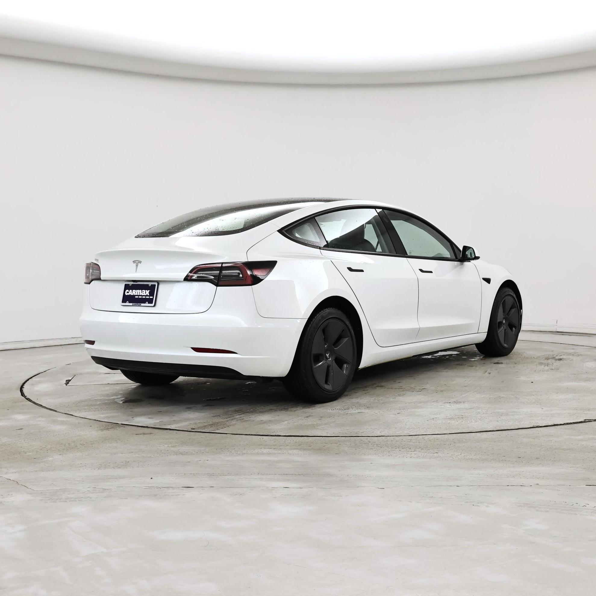 Thumbnail: 2023 Tesla Model 3 - 8