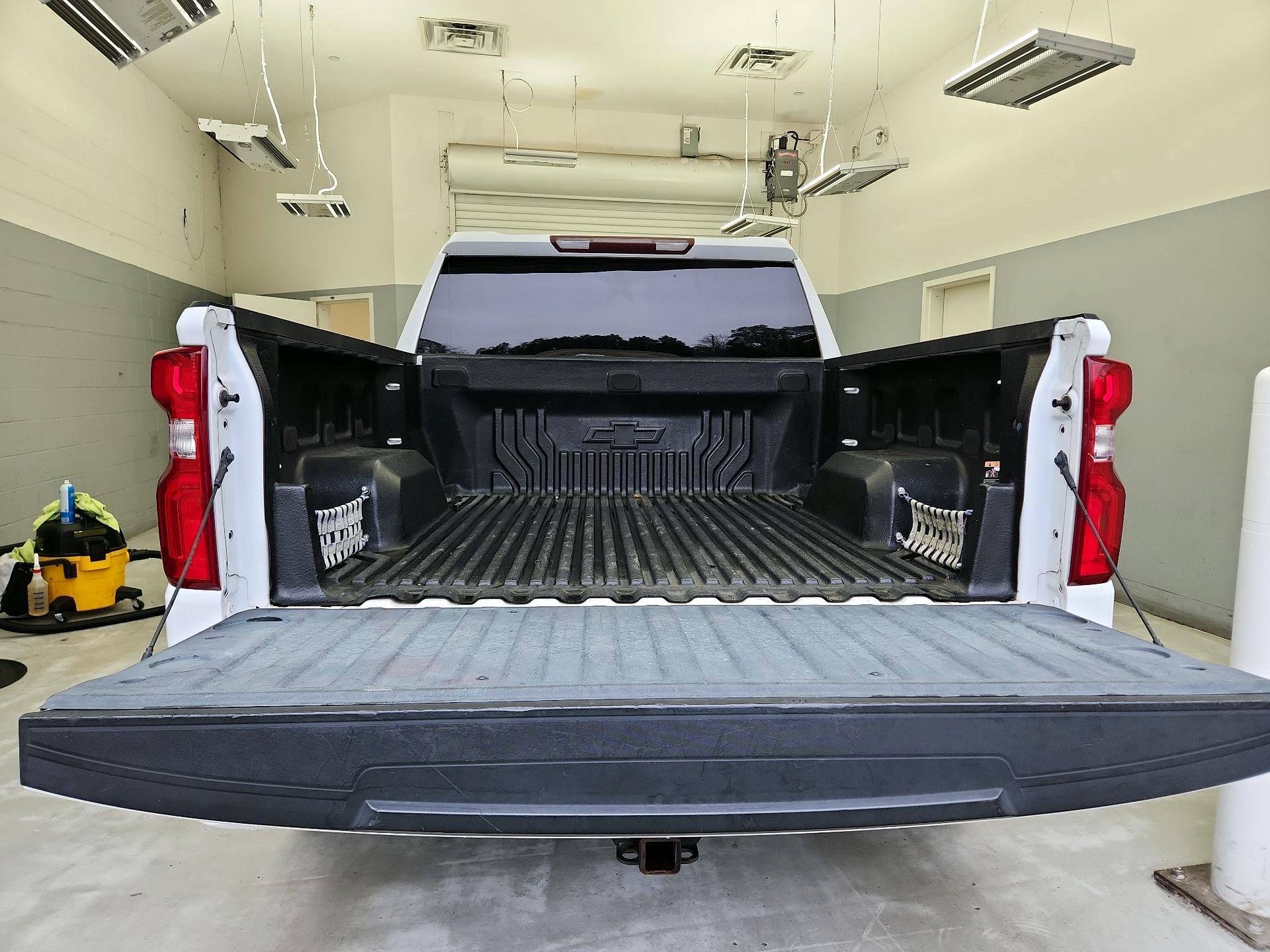 Thumbnail: 2019 Chevrolet Silverado 1500 - 20