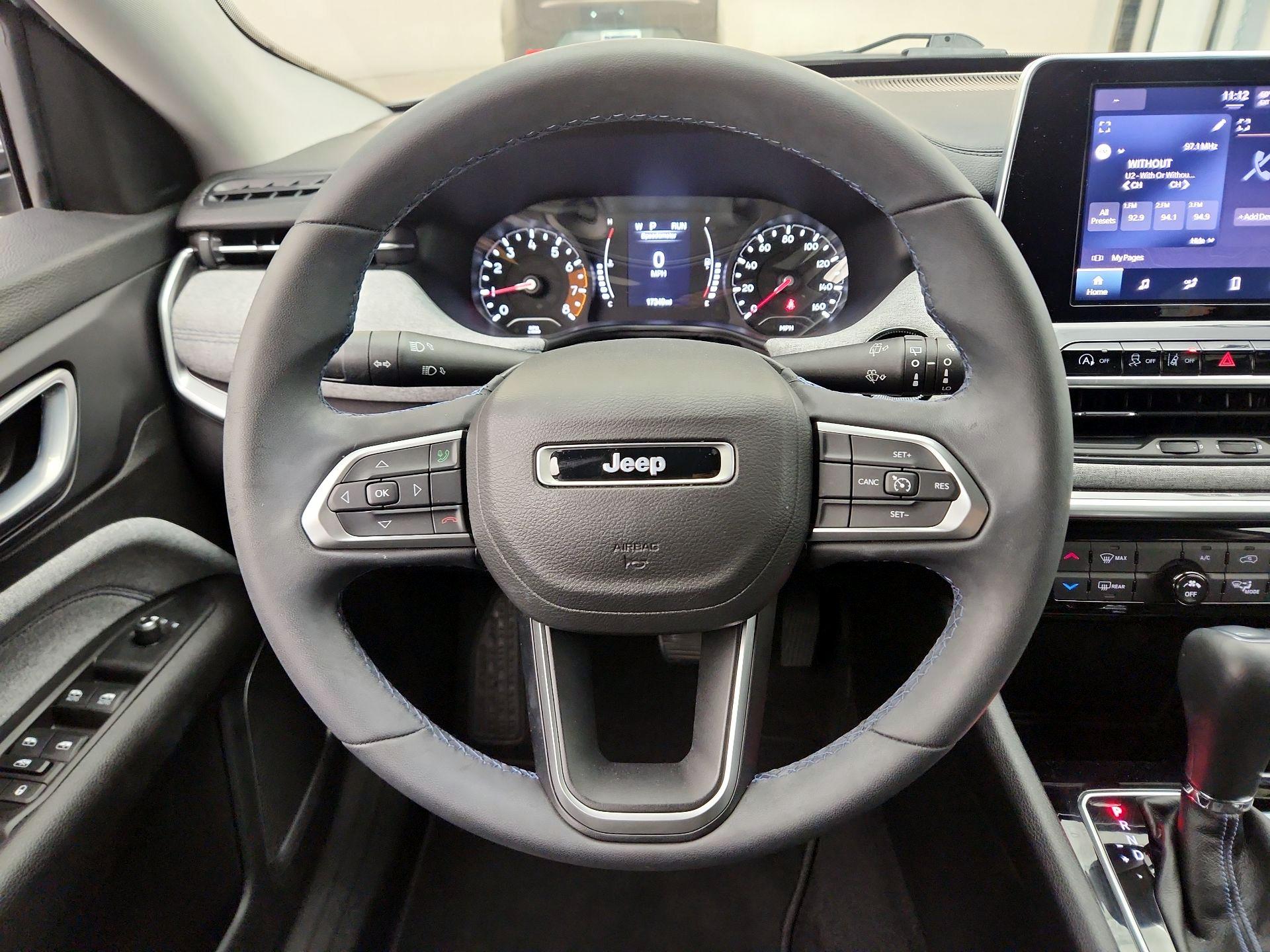 Thumbnail: 2022 Jeep Compass - 10