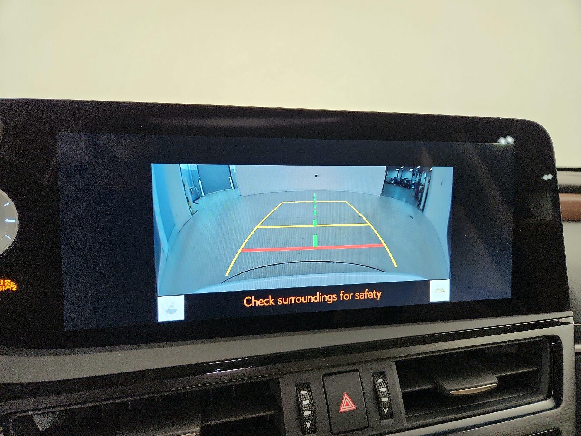 Thumbnail: 2024 Lexus ES - 14