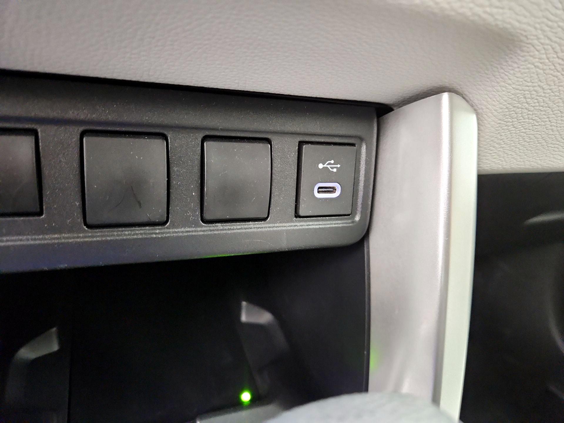 Thumbnail: 2024 Toyota Corolla Cross - 18