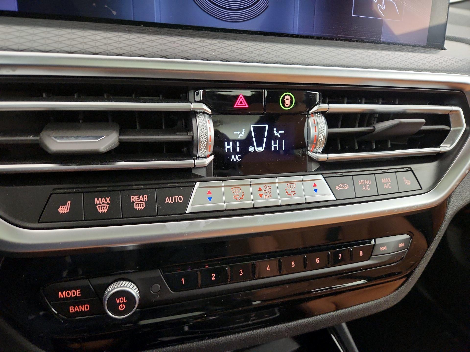 Thumbnail: 2022 BMW X3 - 17