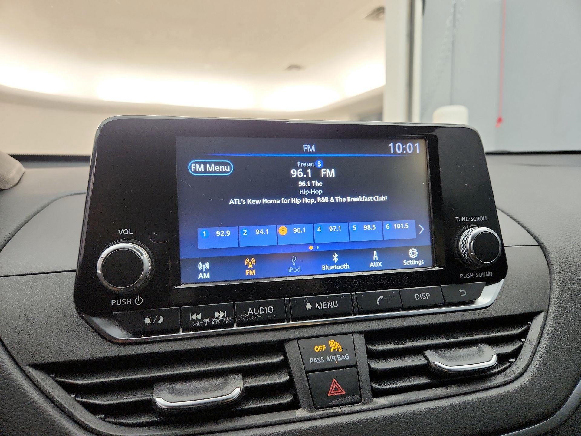 Thumbnail: 2022 Nissan Altima - 15