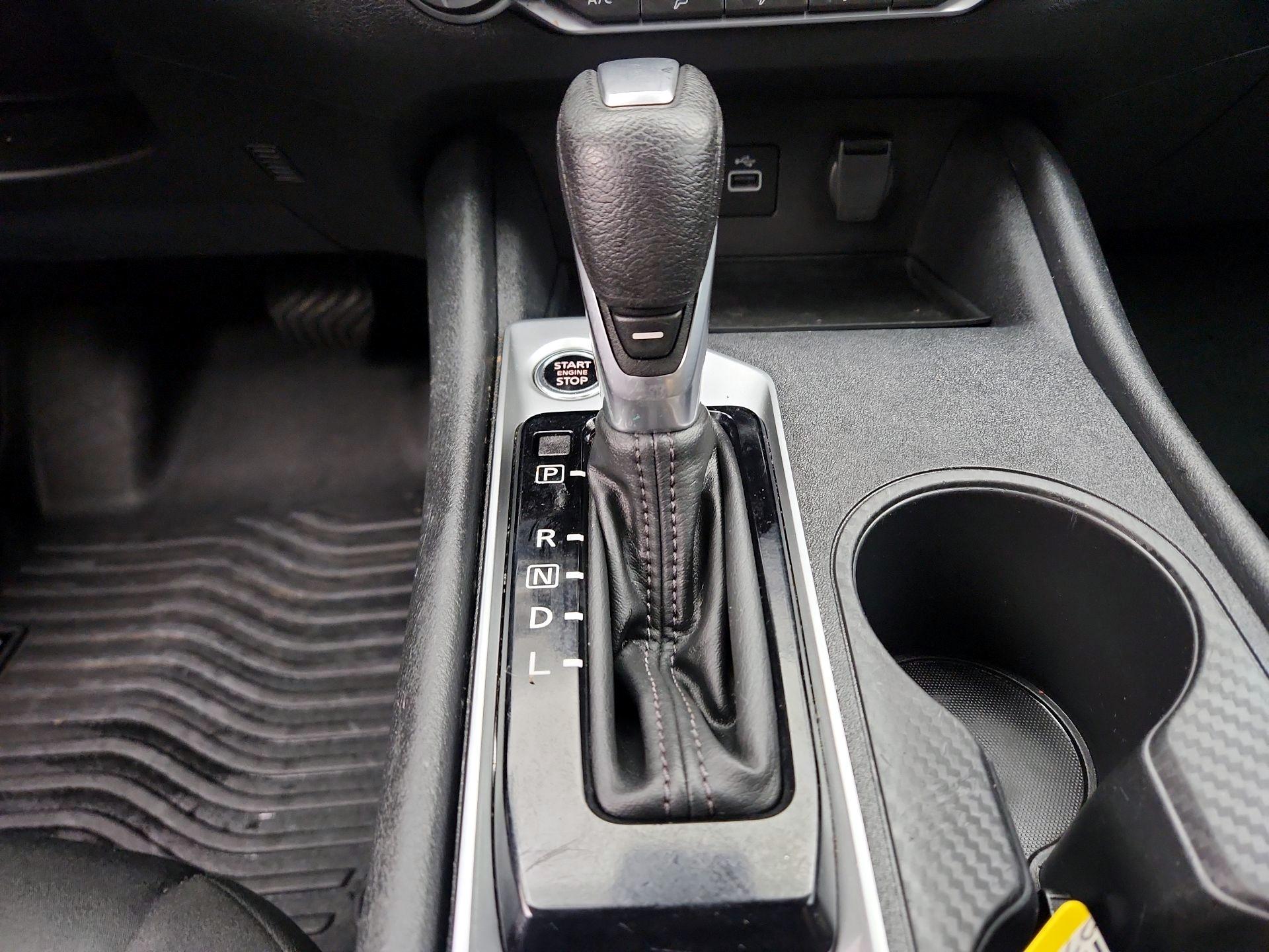 Thumbnail: 2022 Nissan Altima - 17