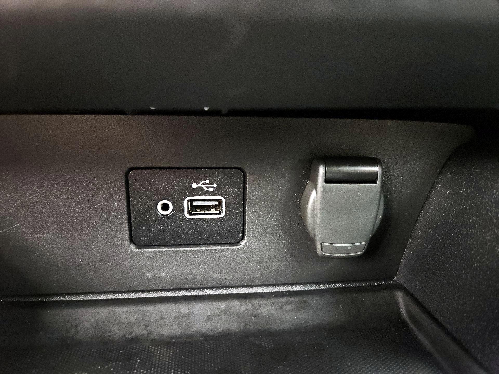 Thumbnail: 2022 Nissan Altima - 18