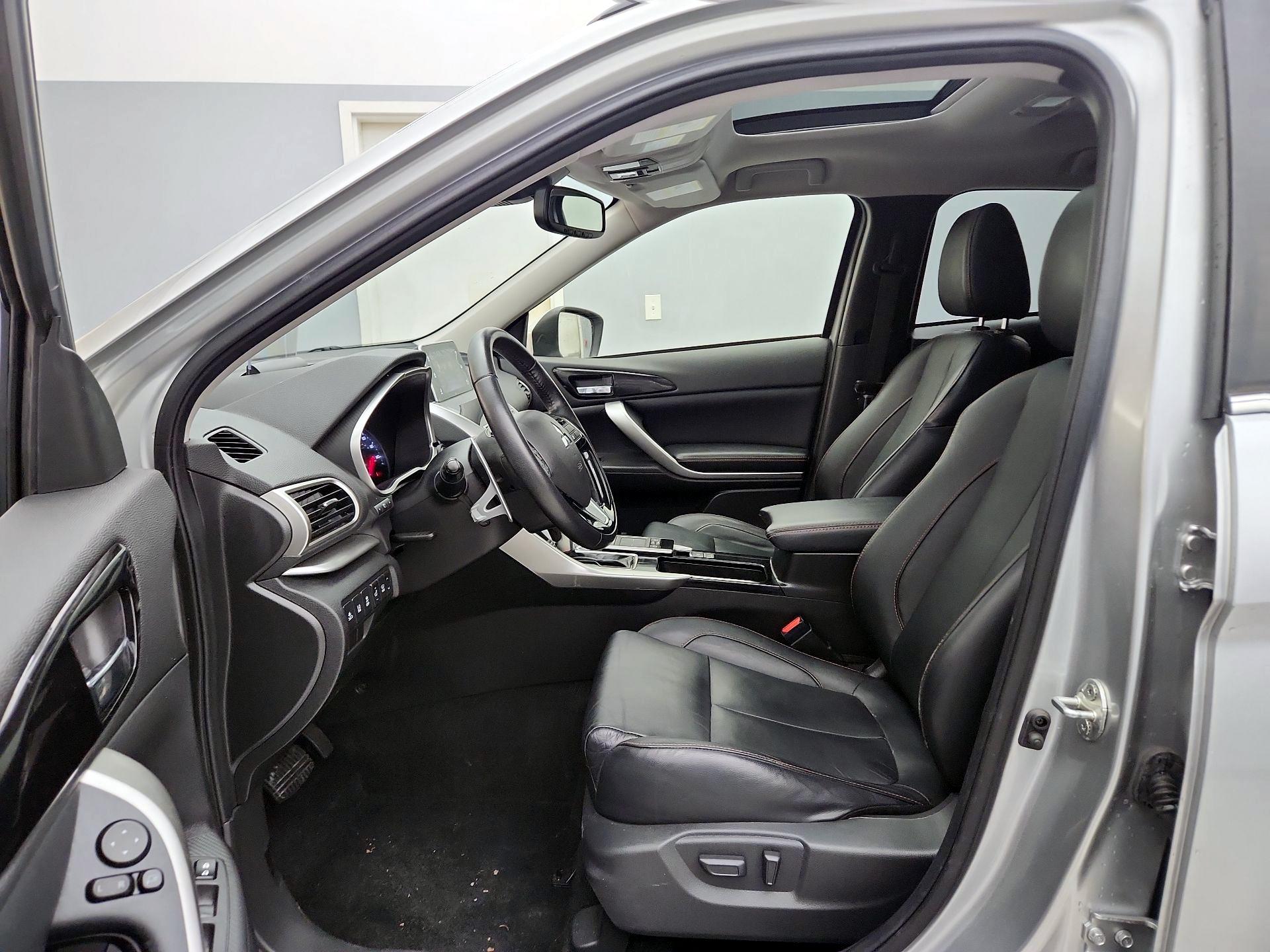 Thumbnail: 2019 Mitsubishi Eclipse Cross - 11