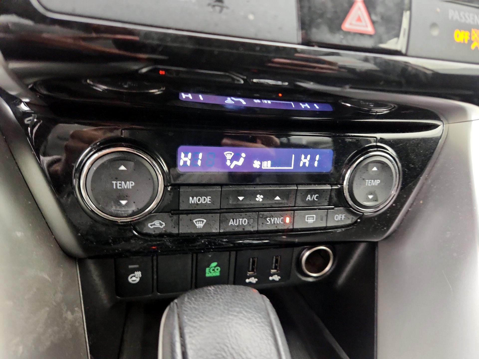 Thumbnail: 2019 Mitsubishi Eclipse Cross - 16