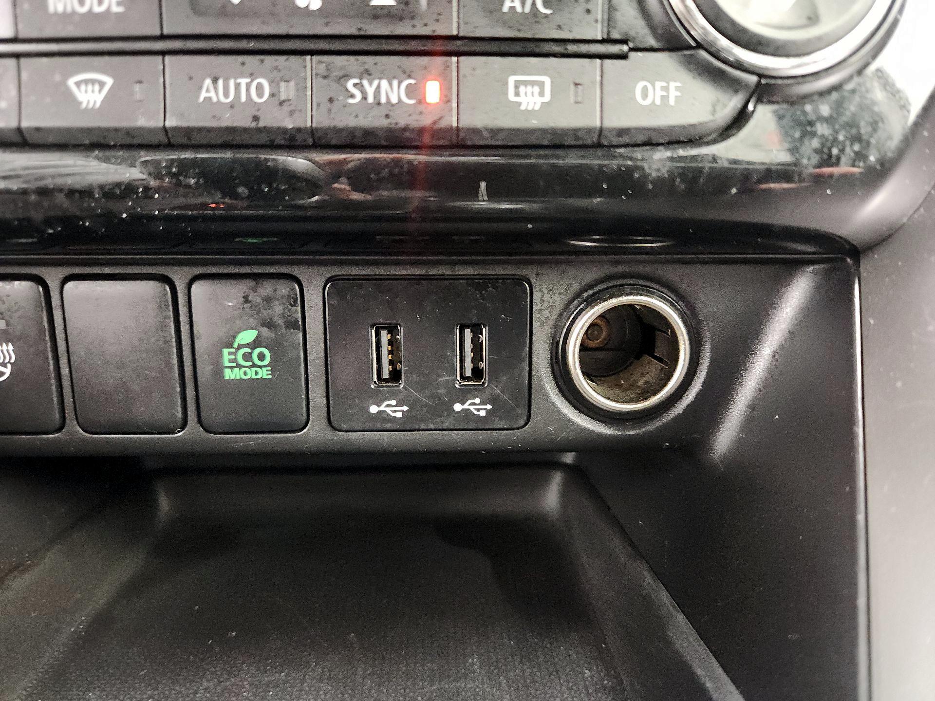 Thumbnail: 2019 Mitsubishi Eclipse Cross - 18