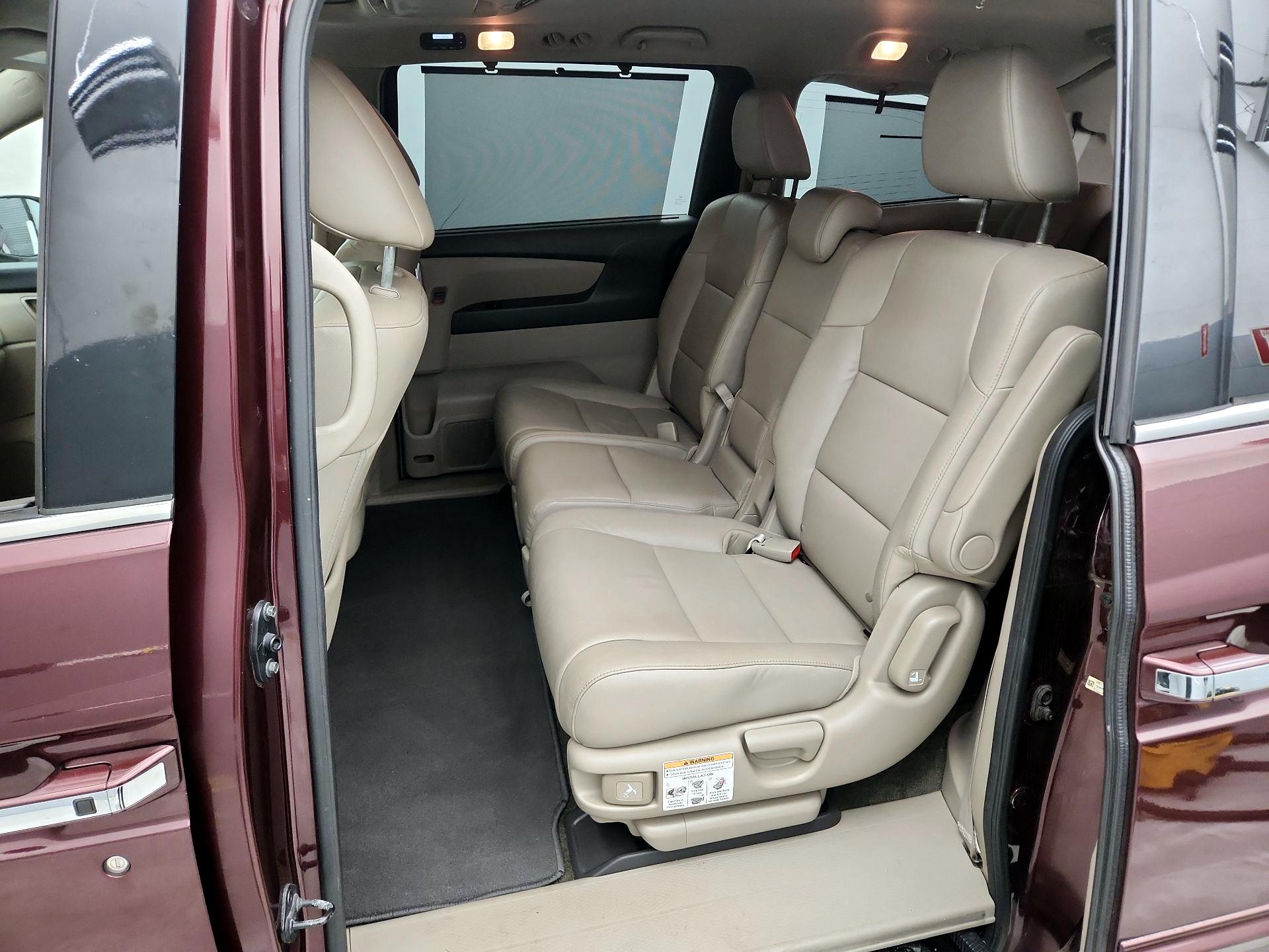 Thumbnail: 2015 Honda Odyssey - 20