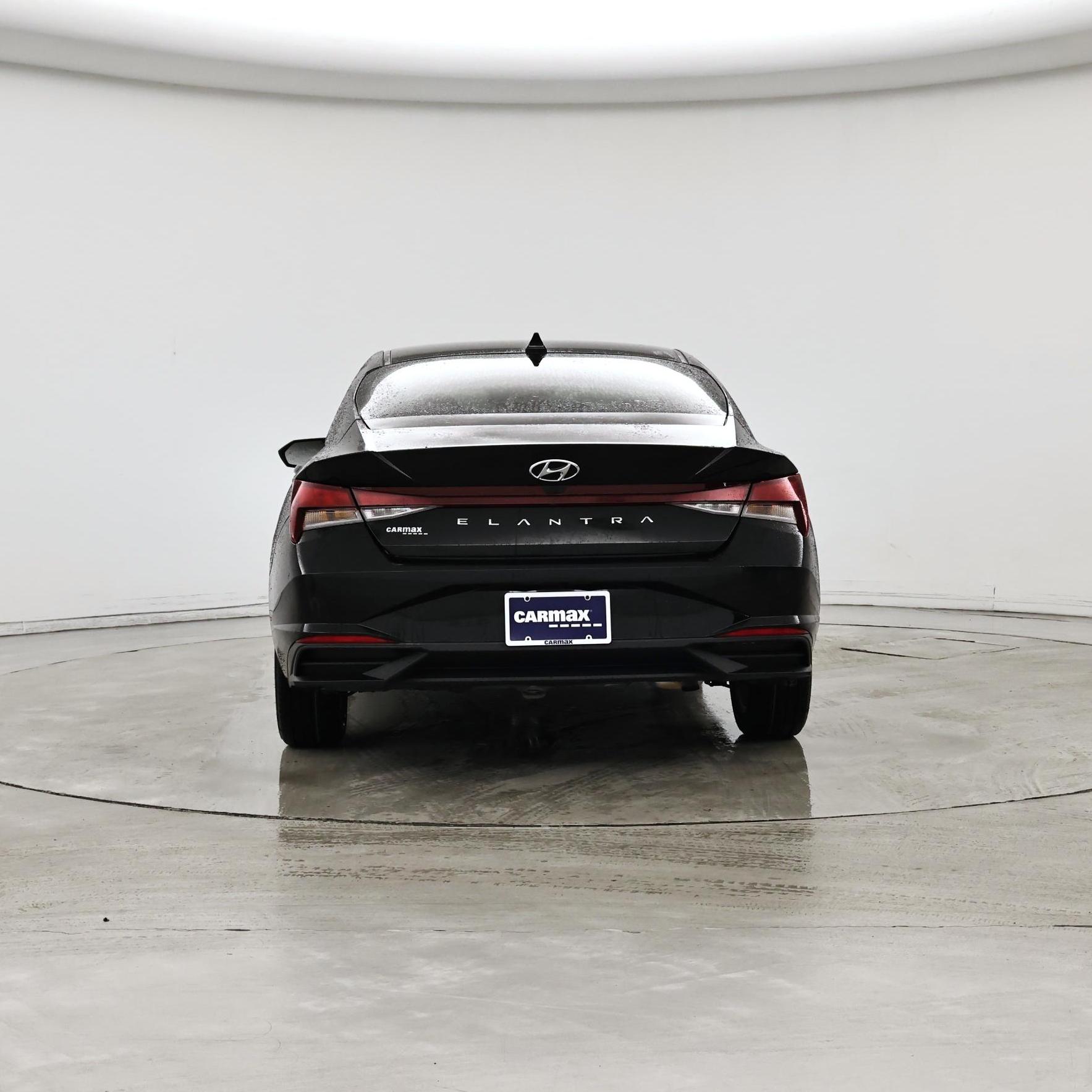 Thumbnail: 2023 Hyundai Elantra - 6