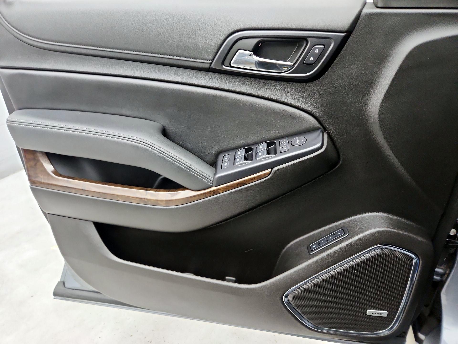 Thumbnail: 2020 Chevrolet Tahoe - 12