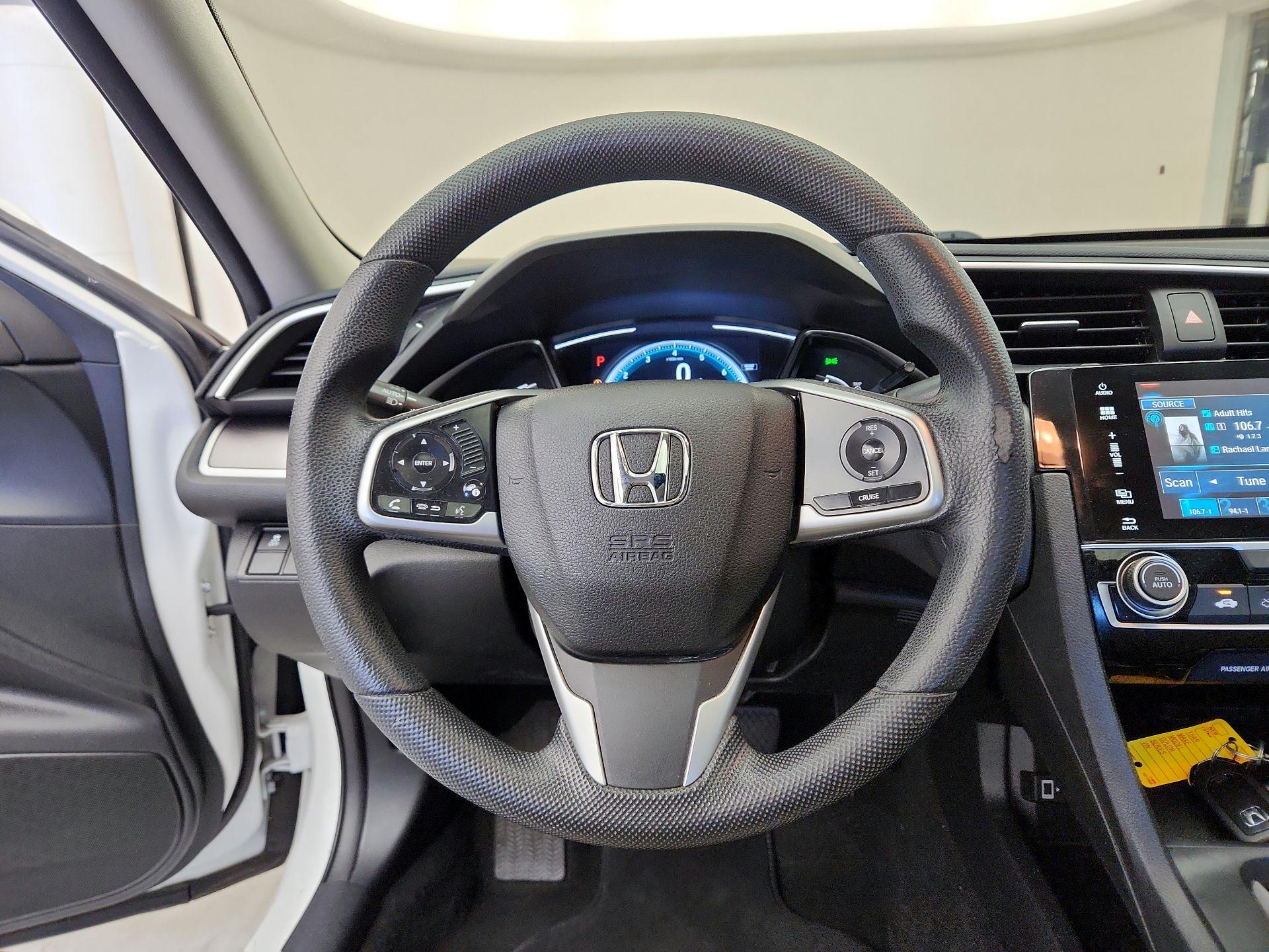 Thumbnail: 2017 Honda Civic - 10
