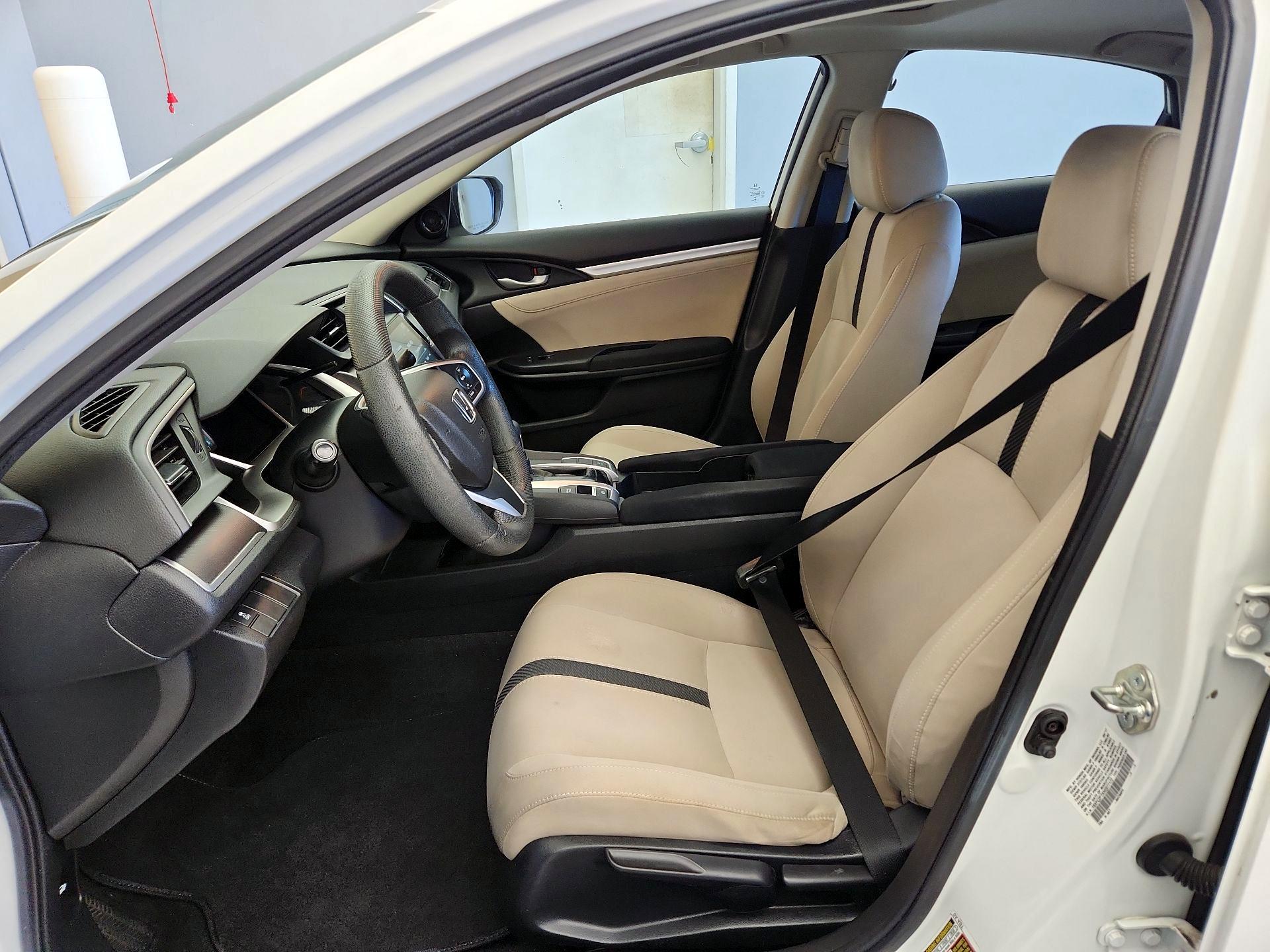 Thumbnail: 2017 Honda Civic - 11