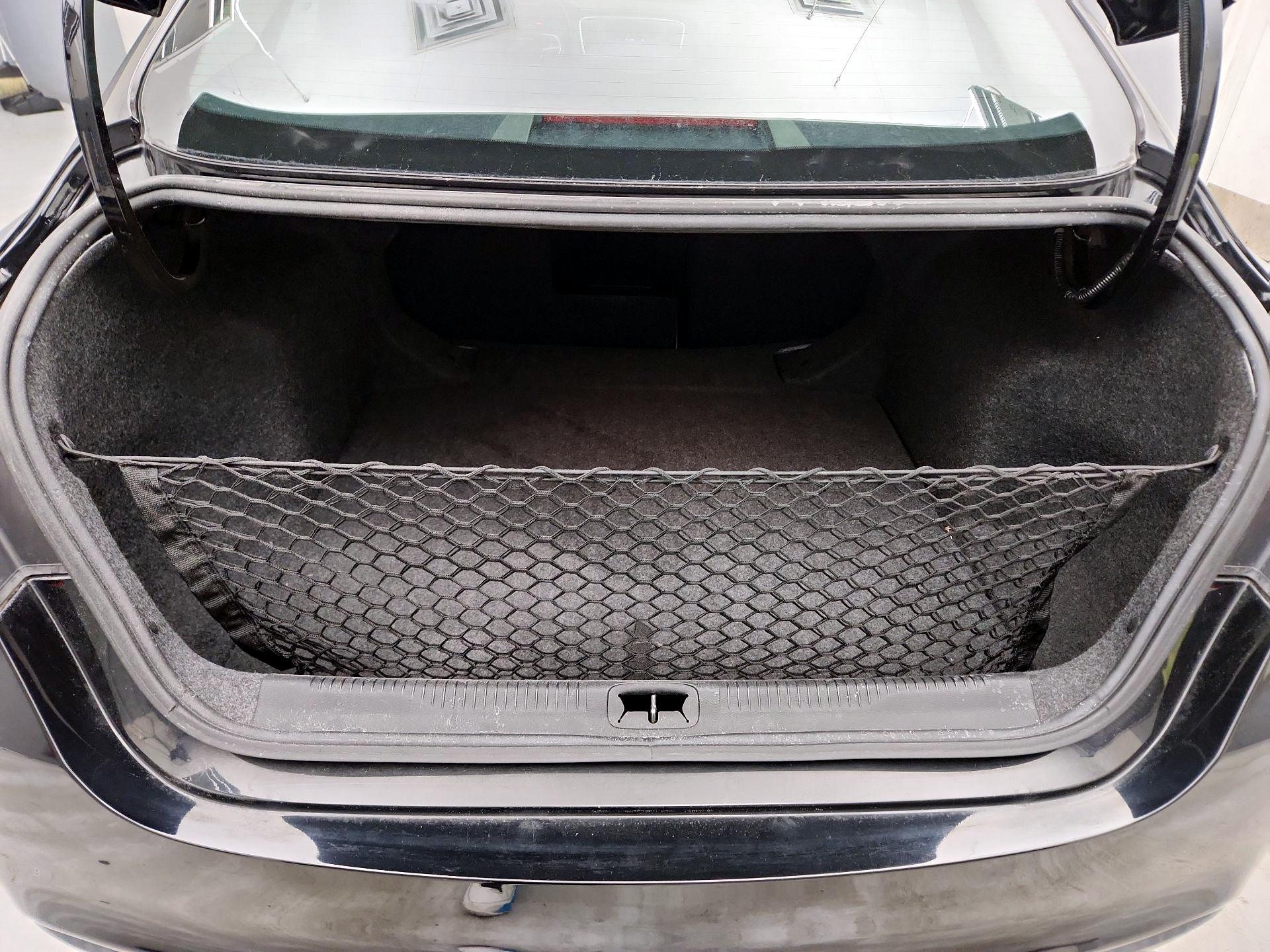 Thumbnail: 2015 Chrysler 200 - 20