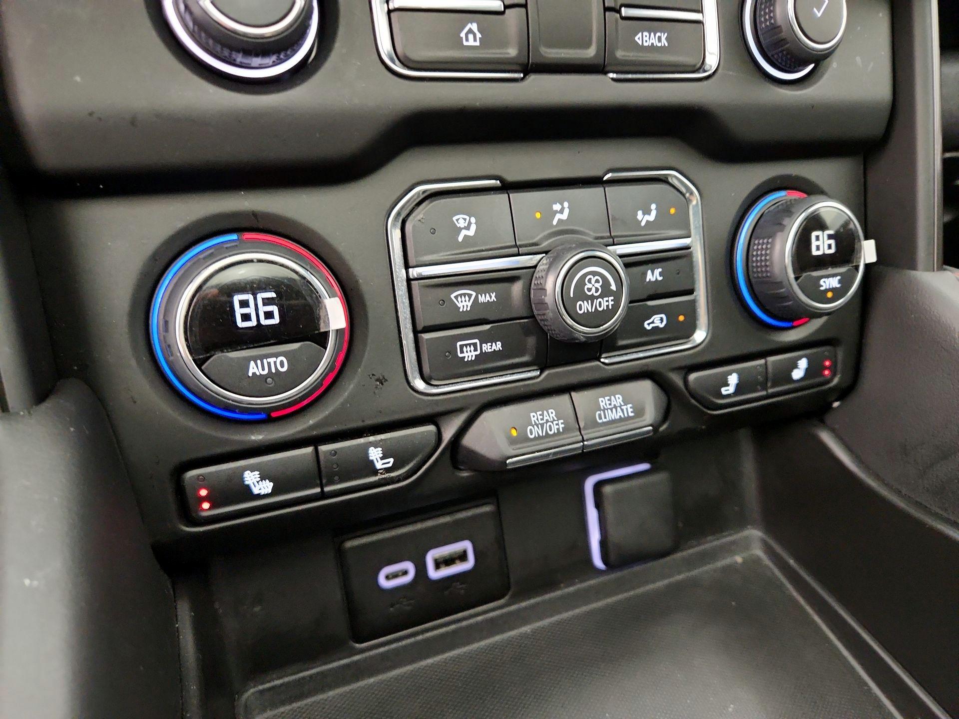 Thumbnail: 2024 Chevrolet Tahoe - 17