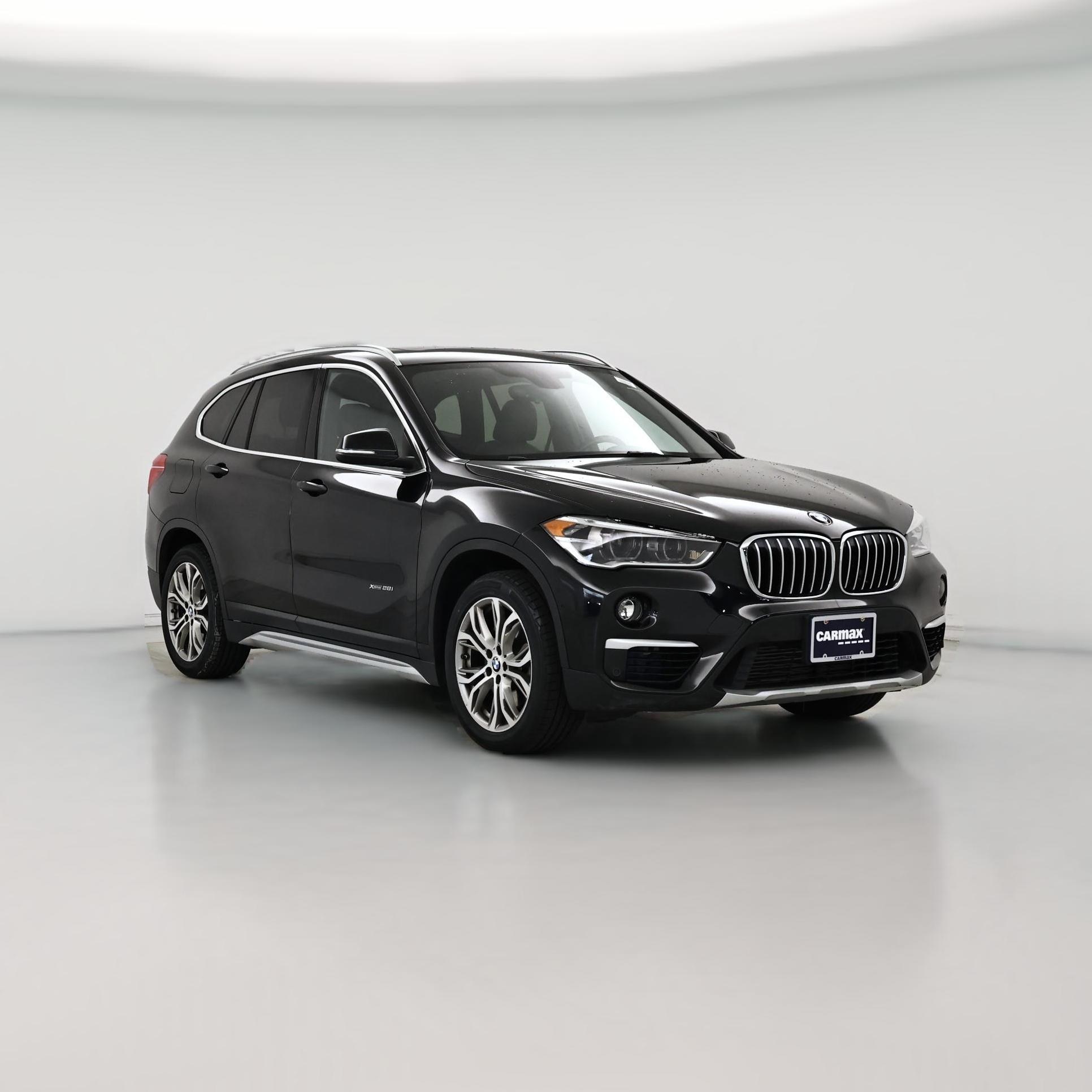 Thumbnail: 2017 BMW X1 - 1