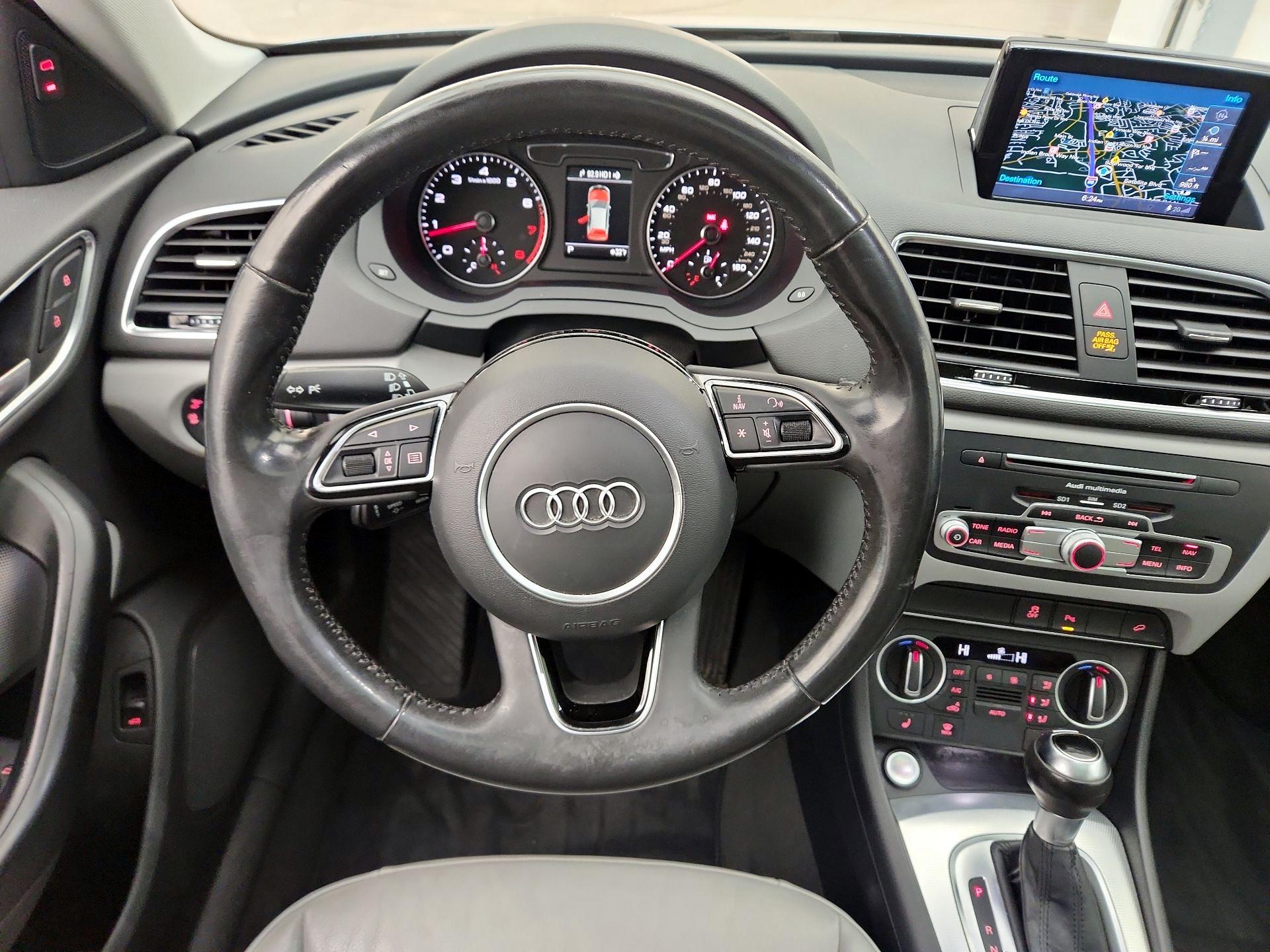 Thumbnail: 2016 Audi Q3 - 10