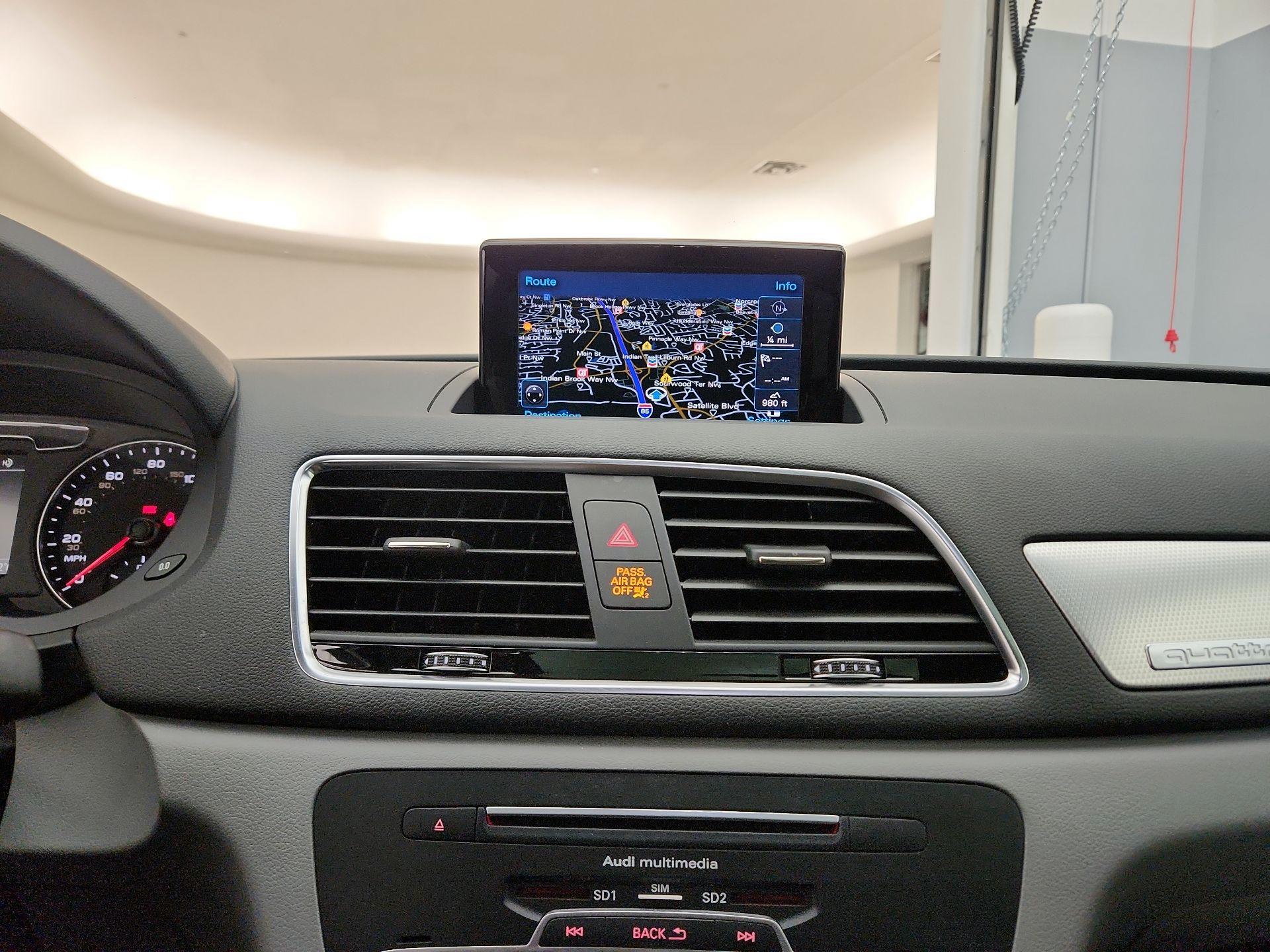 Thumbnail: 2016 Audi Q3 - 14