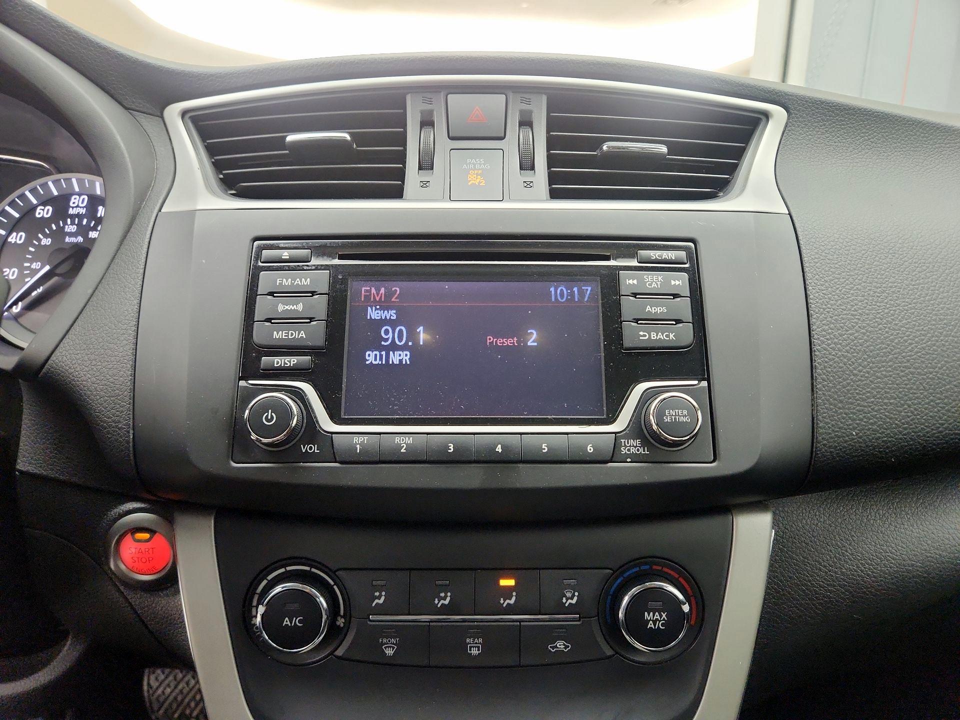 Thumbnail: 2015 Nissan Sentra - 15