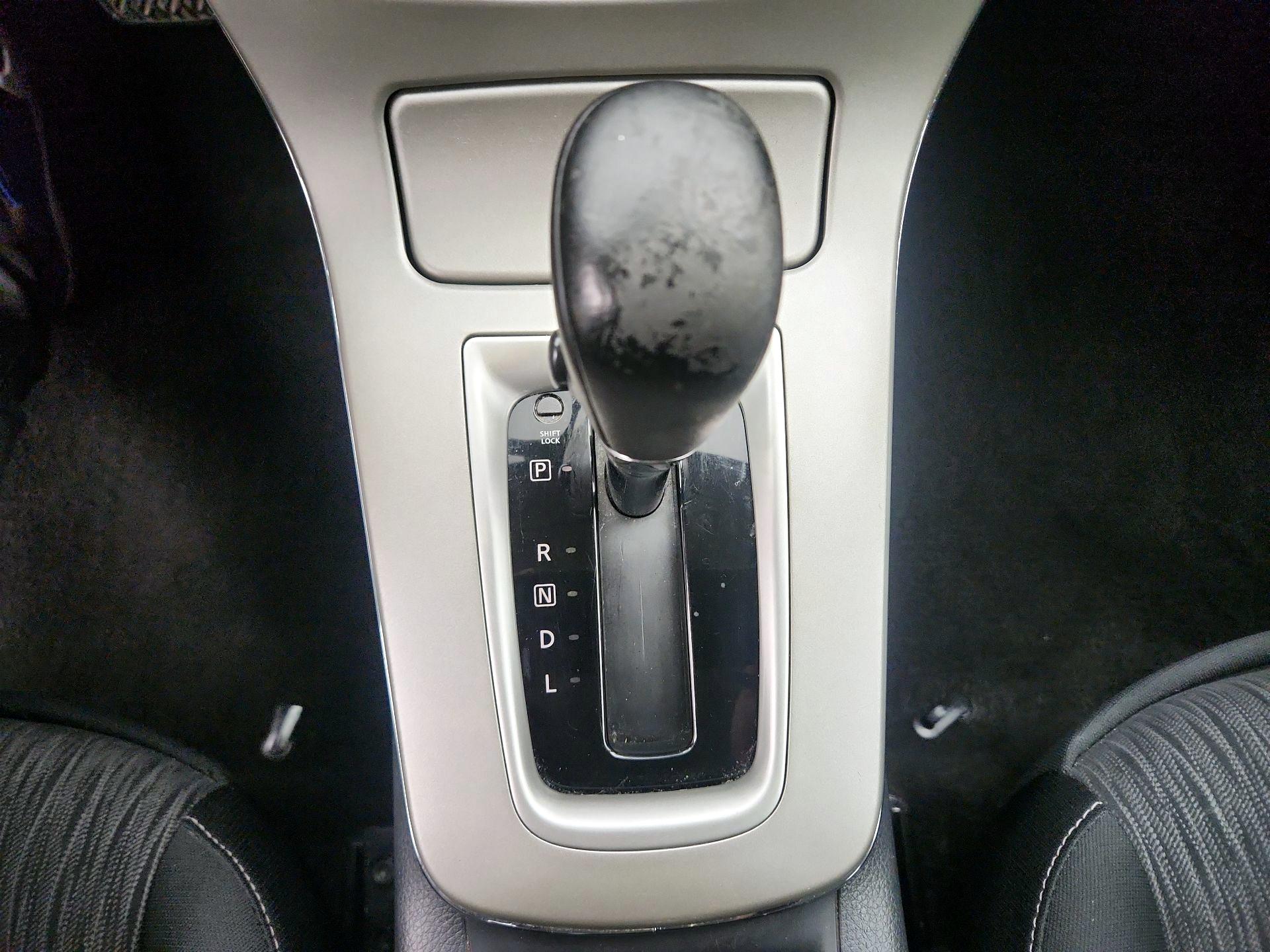 Thumbnail: 2015 Nissan Sentra - 17