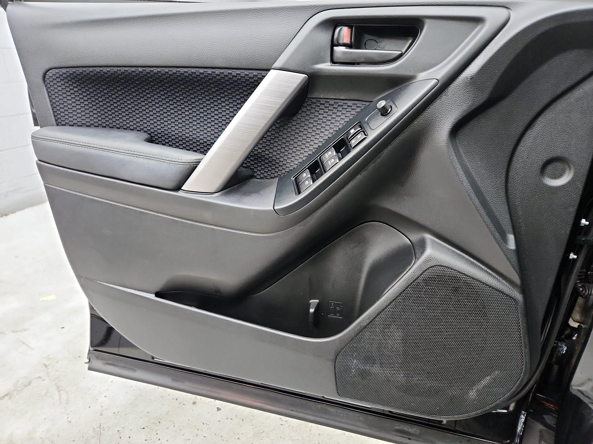 Thumbnail: 2018 Subaru Forester - 12