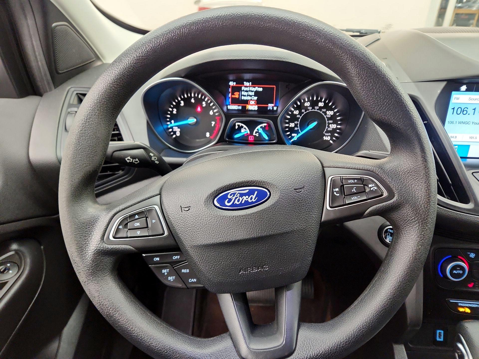 Thumbnail: 2019 Ford Escape - 10
