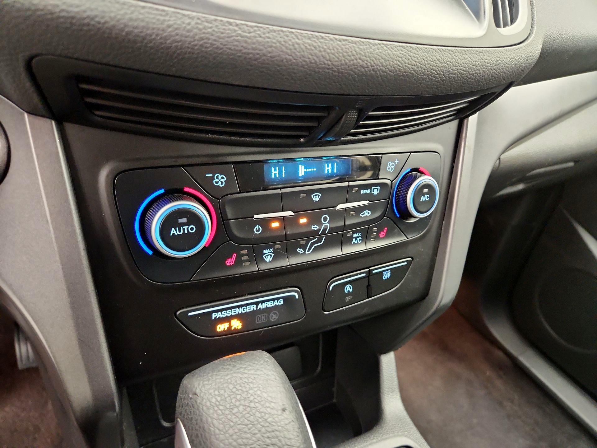 Thumbnail: 2019 Ford Escape - 16