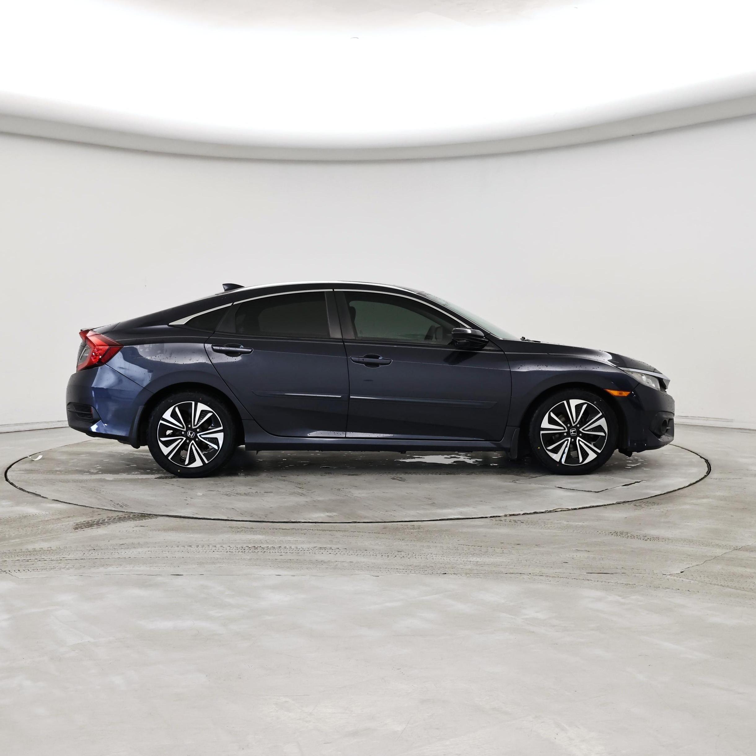 Thumbnail: 2017 Honda Civic - 7