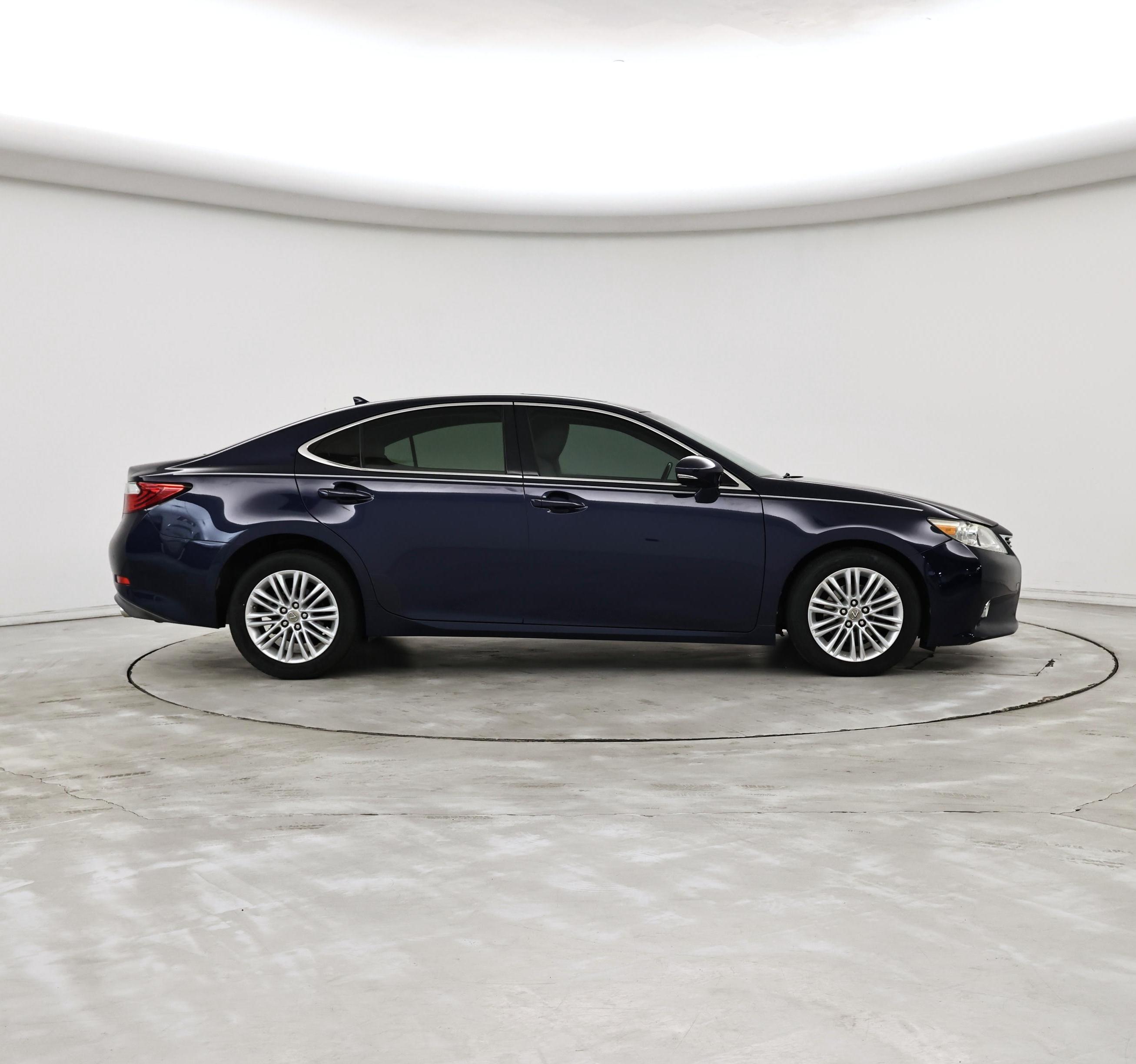 Thumbnail: 2014 Lexus ES - 7