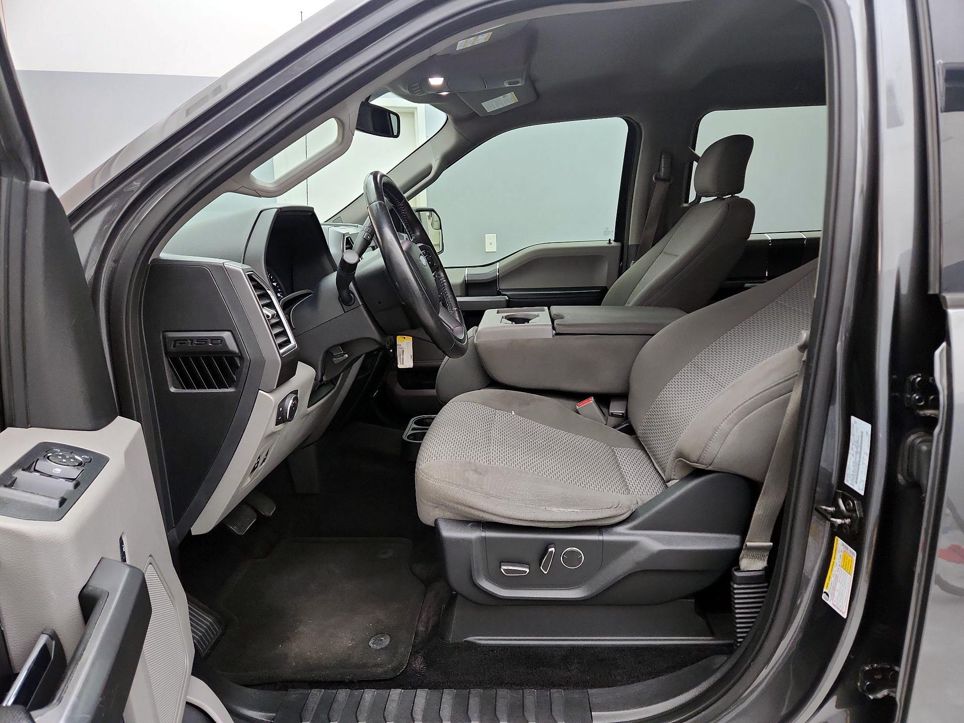 Thumbnail: 2017 Ford F-150 - 11